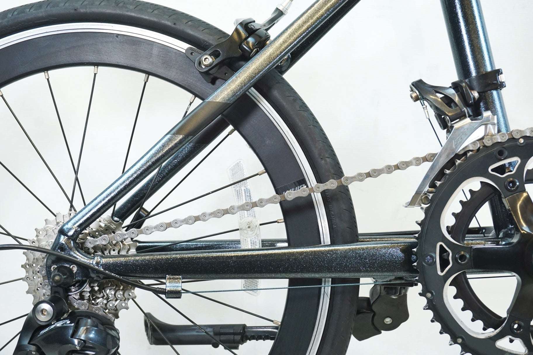 GIANT 「ジャイアント」 IDIOM1 2024年モデル ミニベロ / 有明ガーデン店