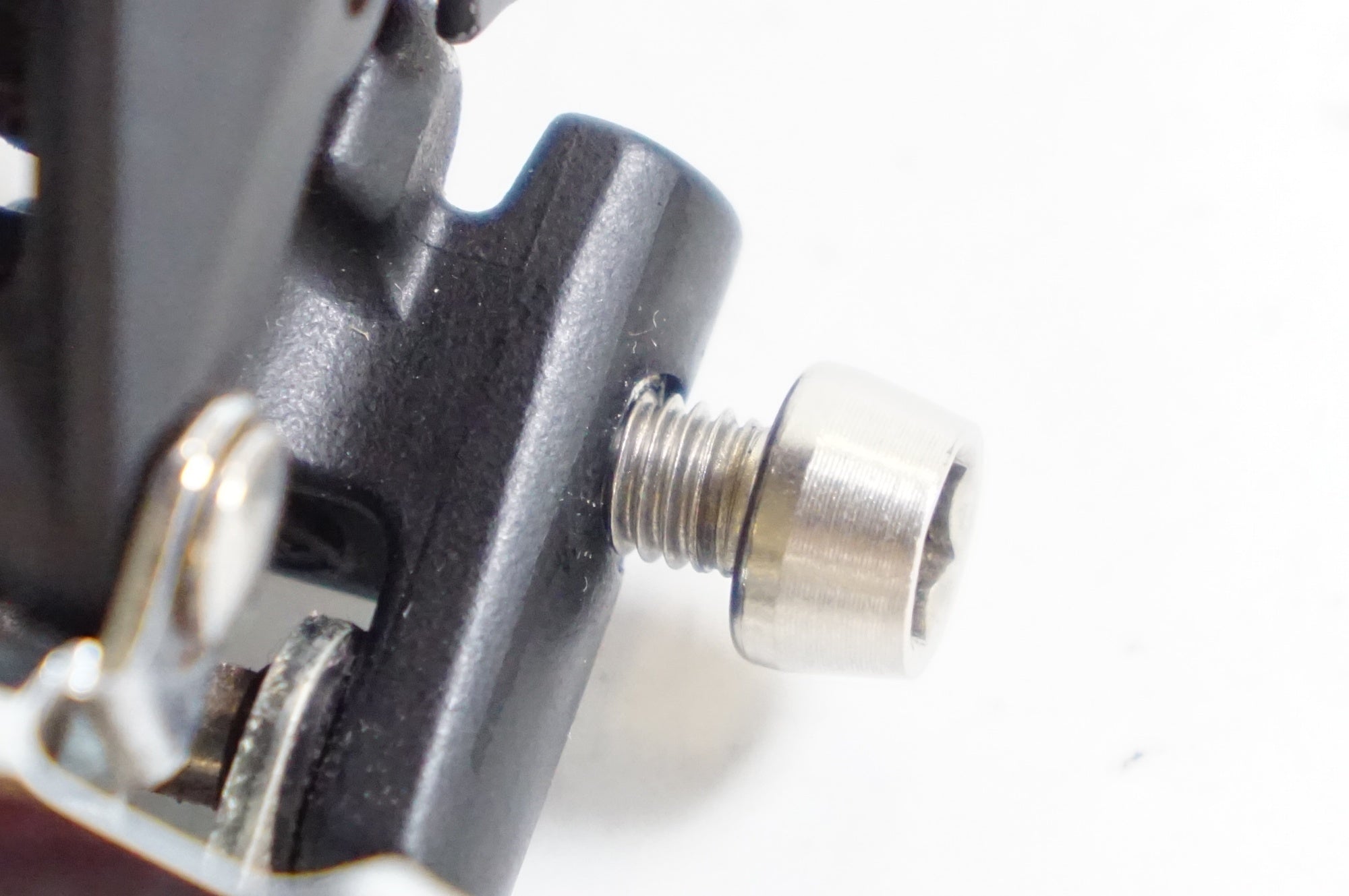 SHIMANO 「シマノ」 105 FD-R7000 フロントディレイラー / 熊谷本店