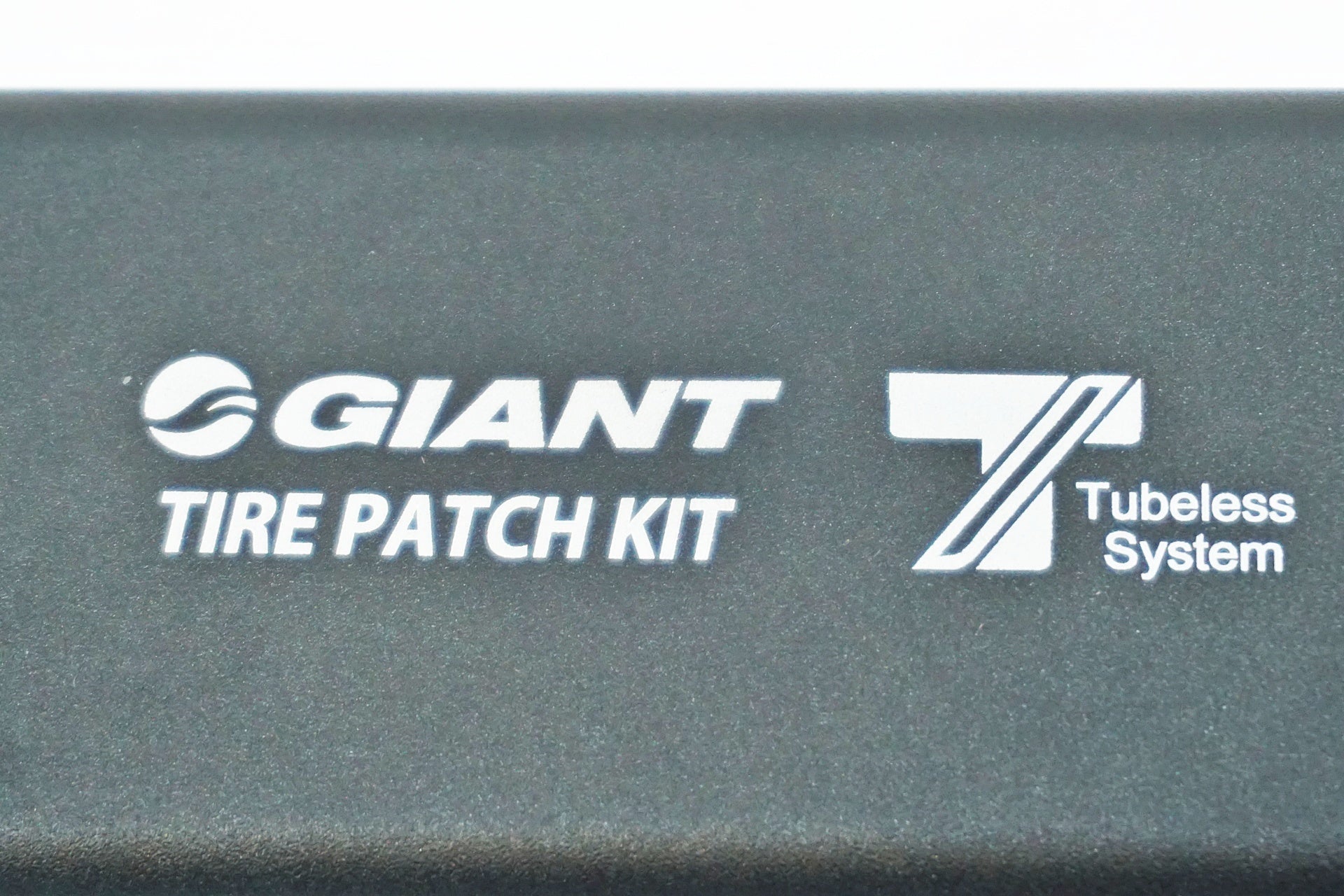 GIANT 「ジャイアント」 TIRE PATCH KIT パッチキット / 有明ガーデン店