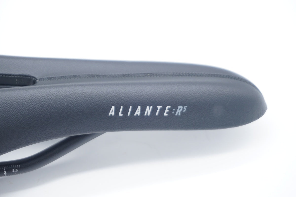 FIZIK 「フィジーク」 ALIANTE R5 OPEN サドル / 滋賀大津店