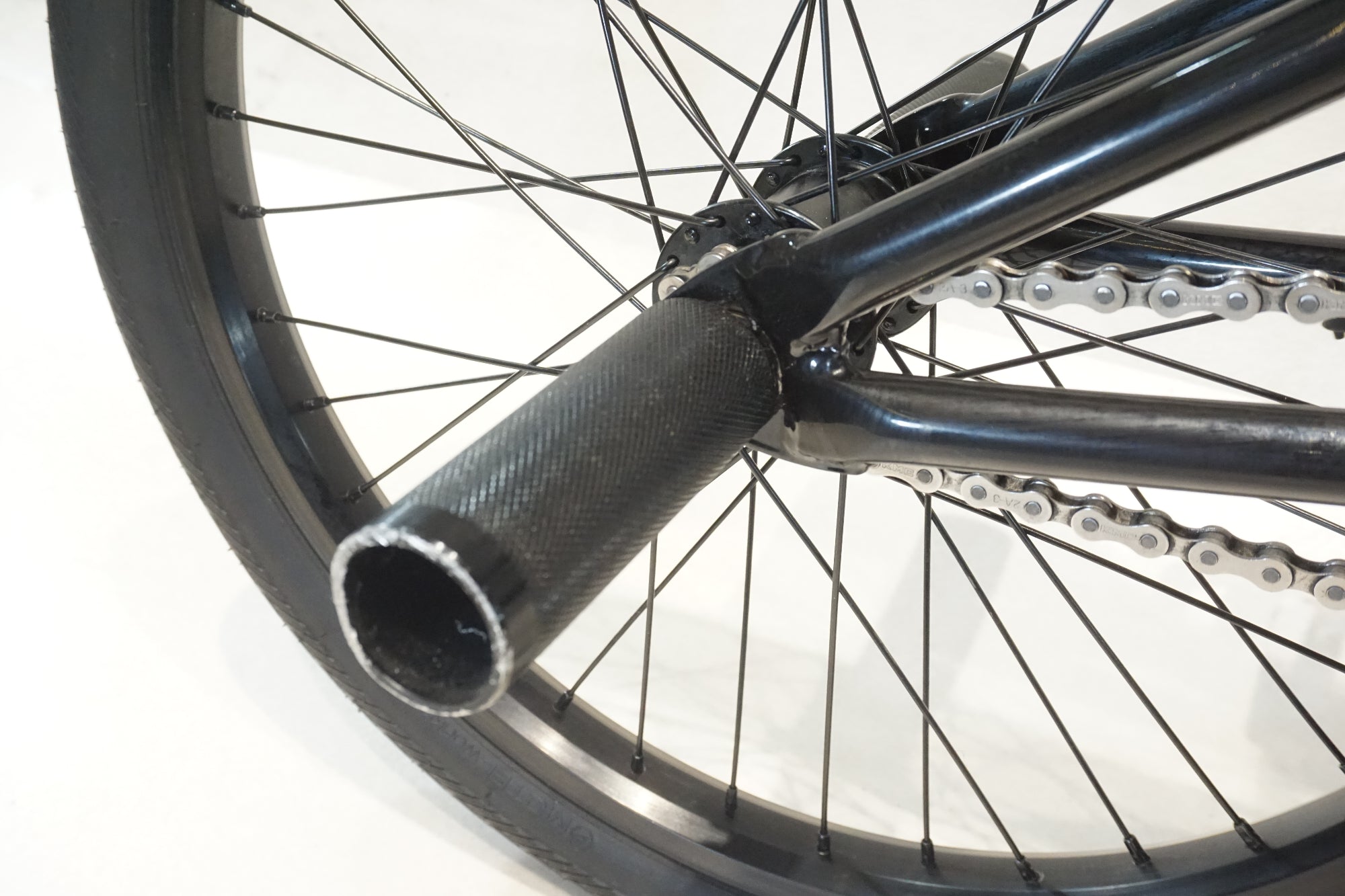 MOTELWORKS 「モーテルワークス」 AUX:E 2022年モデル 20インチ BMX / 横浜戸塚店