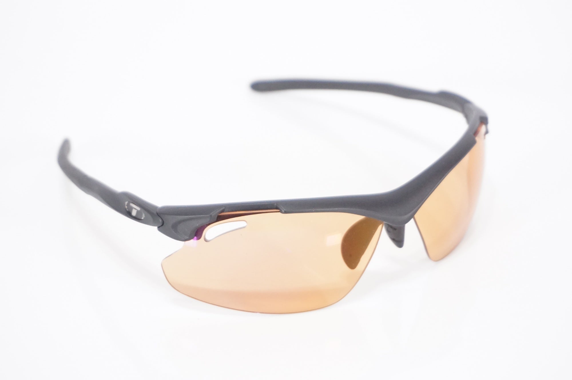 TIFOSI 「ティフォージ」 アイウェア / AKIBA店