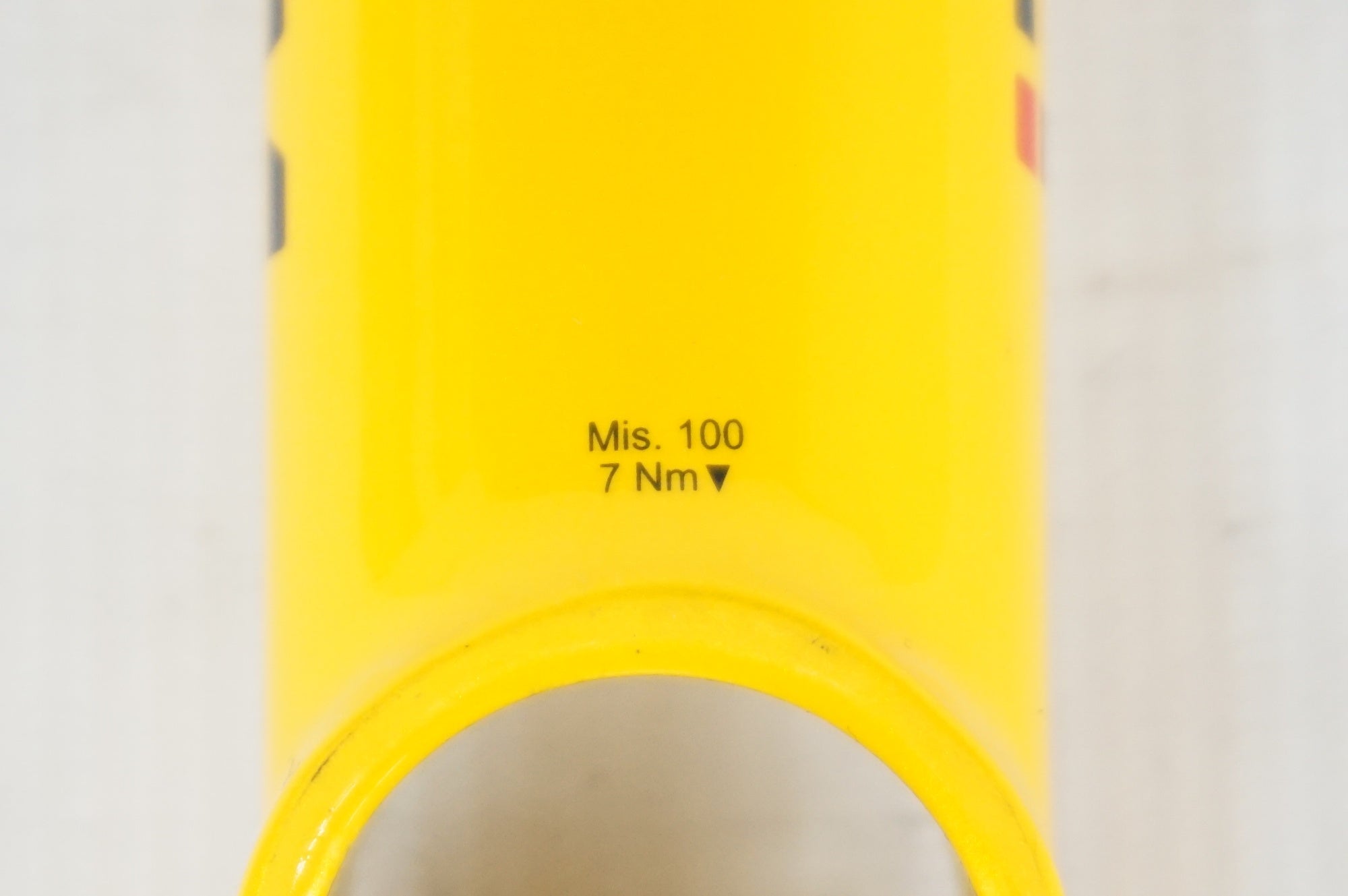 ITM 「アイティーエム」 ALCOR 80 YELLOW Φ31.8 100mm ステム / 阪急塚口店