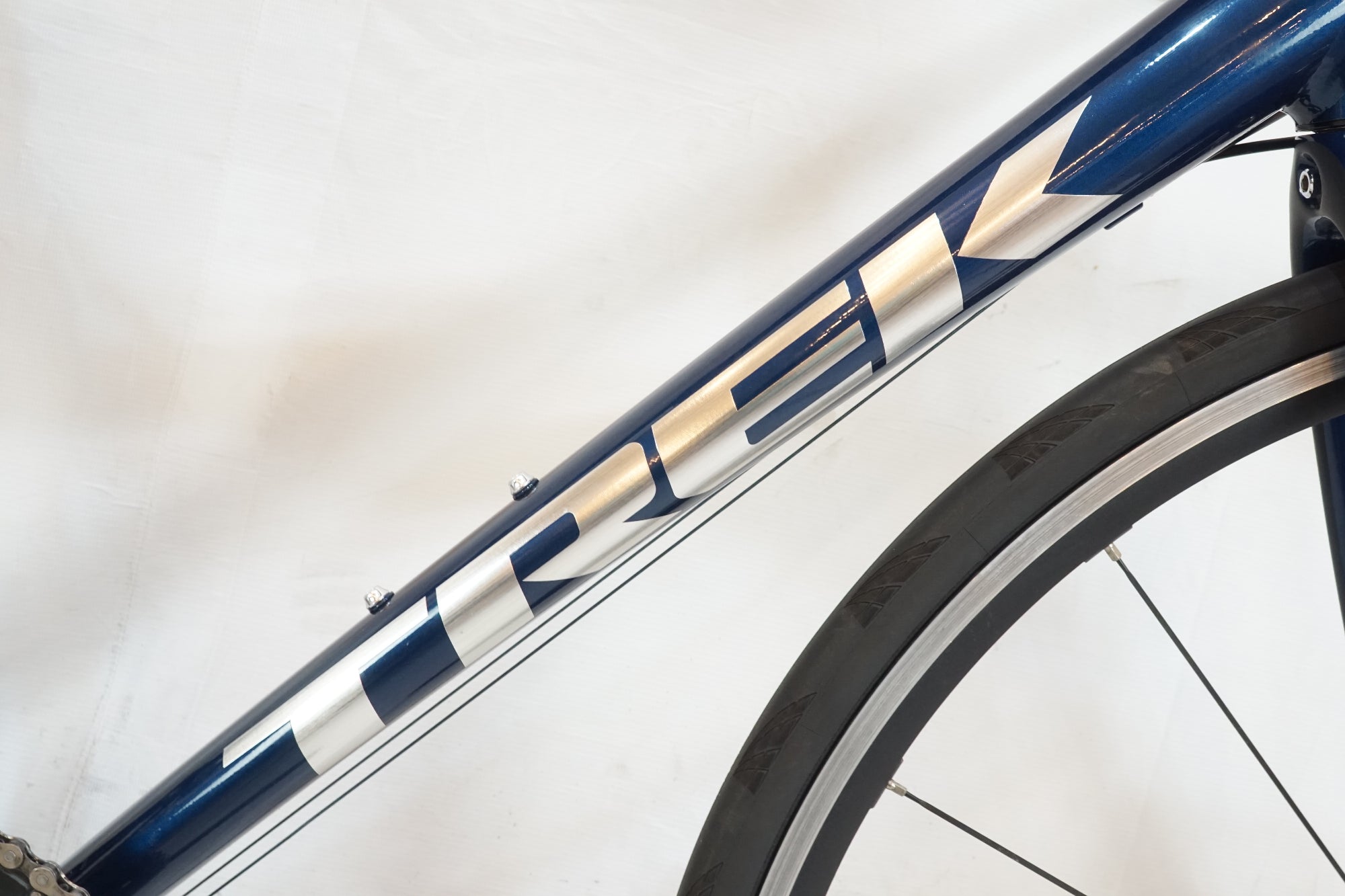 自転車本体 Domane AL 2 Rim Domane AL 2 Rim - Trek Bikes (JP)