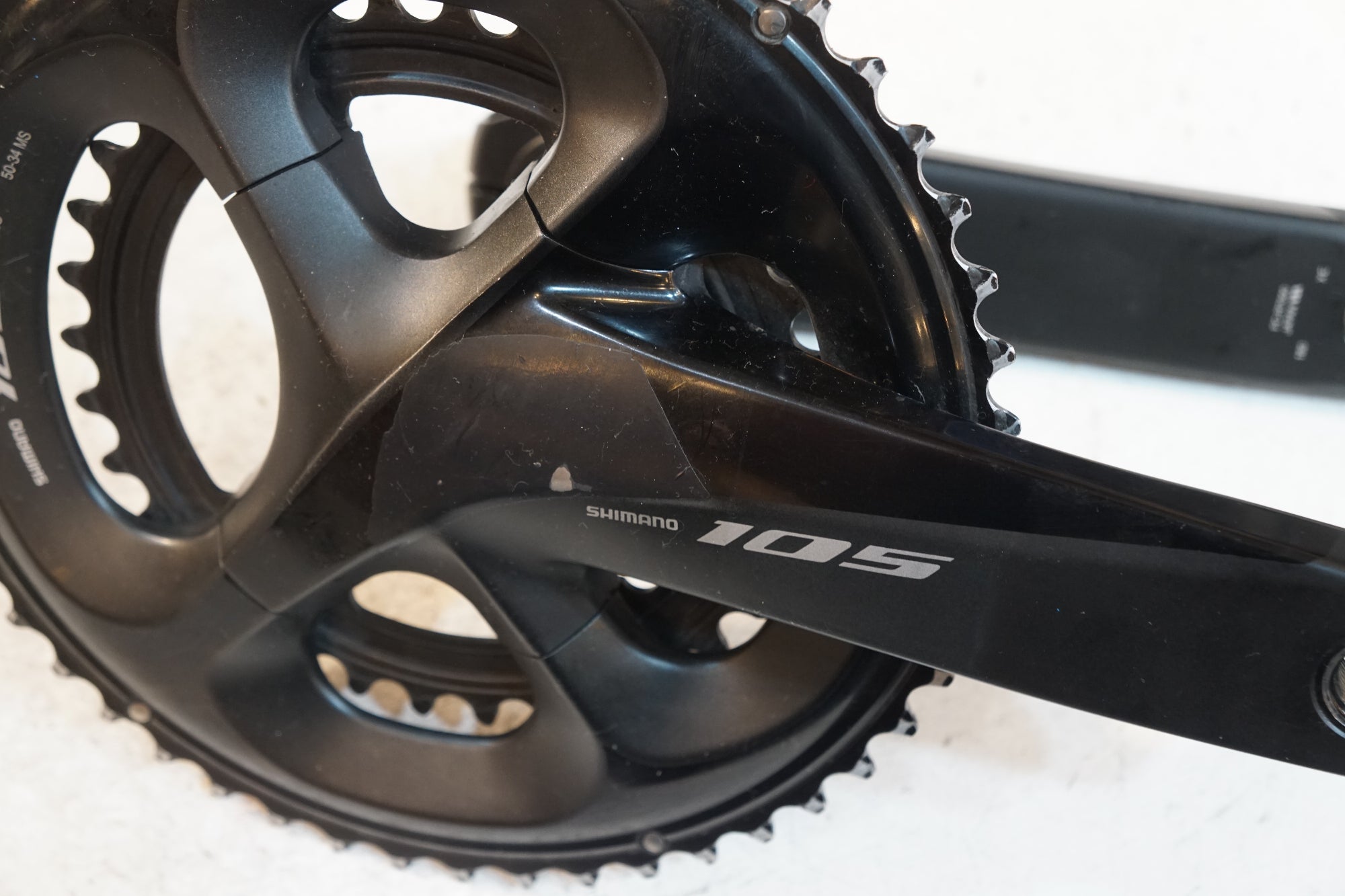 SHIMANO 「シマノ」 105 FC-R7000 160mm 50-34T クランクセット