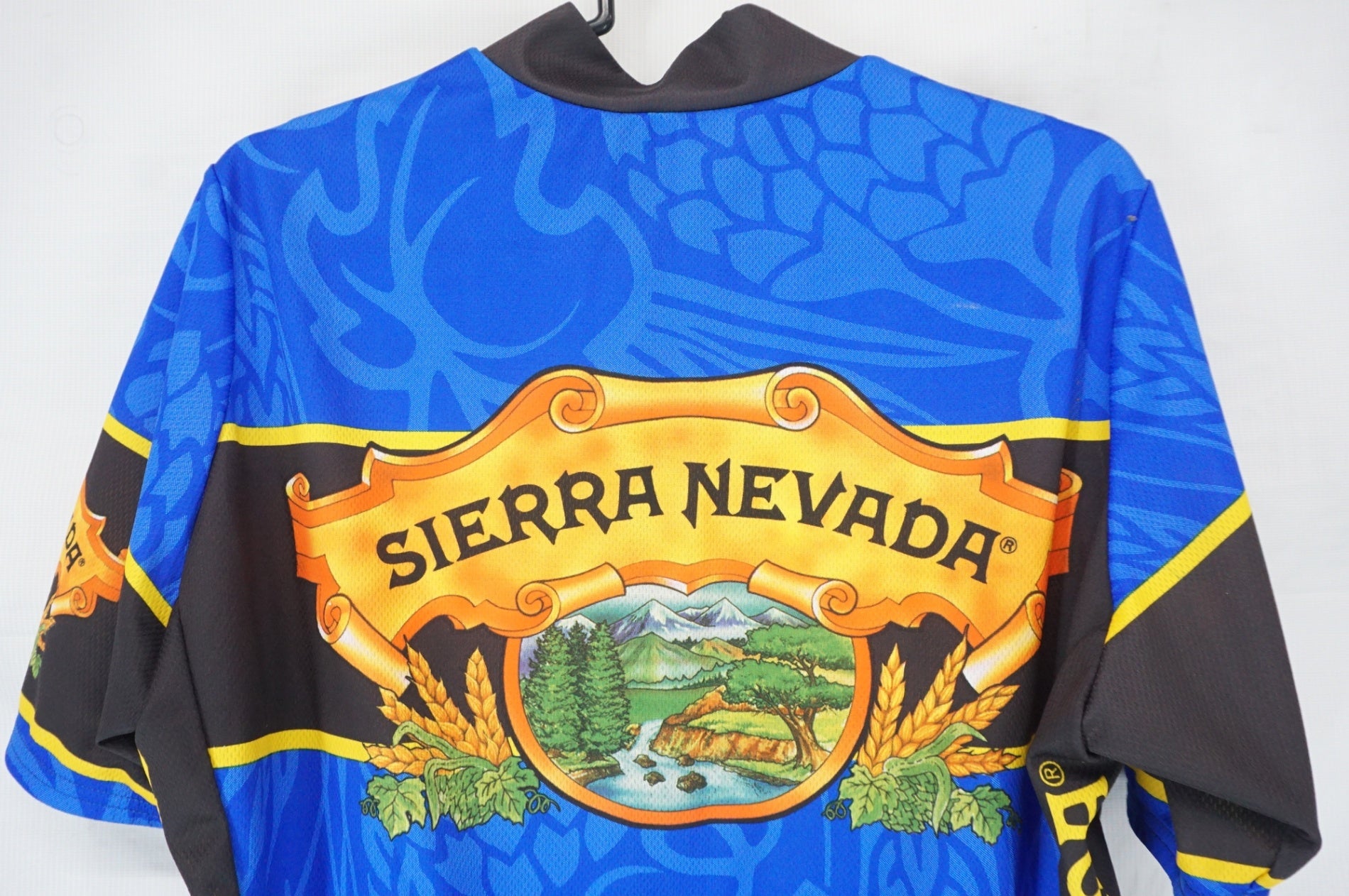 PEARL iZUMi 「パールイズミ」 Sierra Nevada MEDIUMサイズ ジャージ / 阪急塚口店