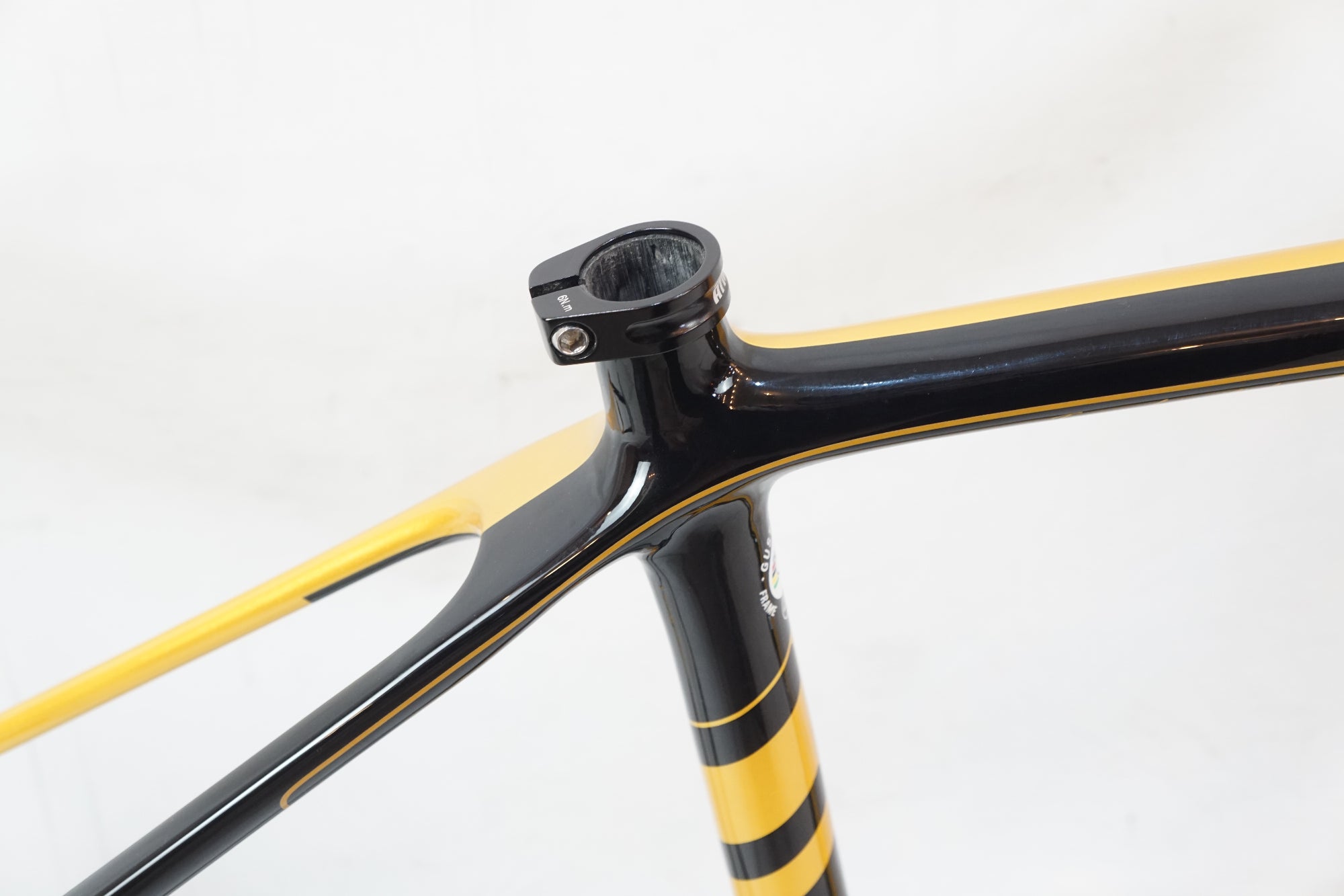 GUSTO 「グスト」 RCR TEAM LIMITED DISC 2019年モデル フレームセット / バイチャリ浦和ベース