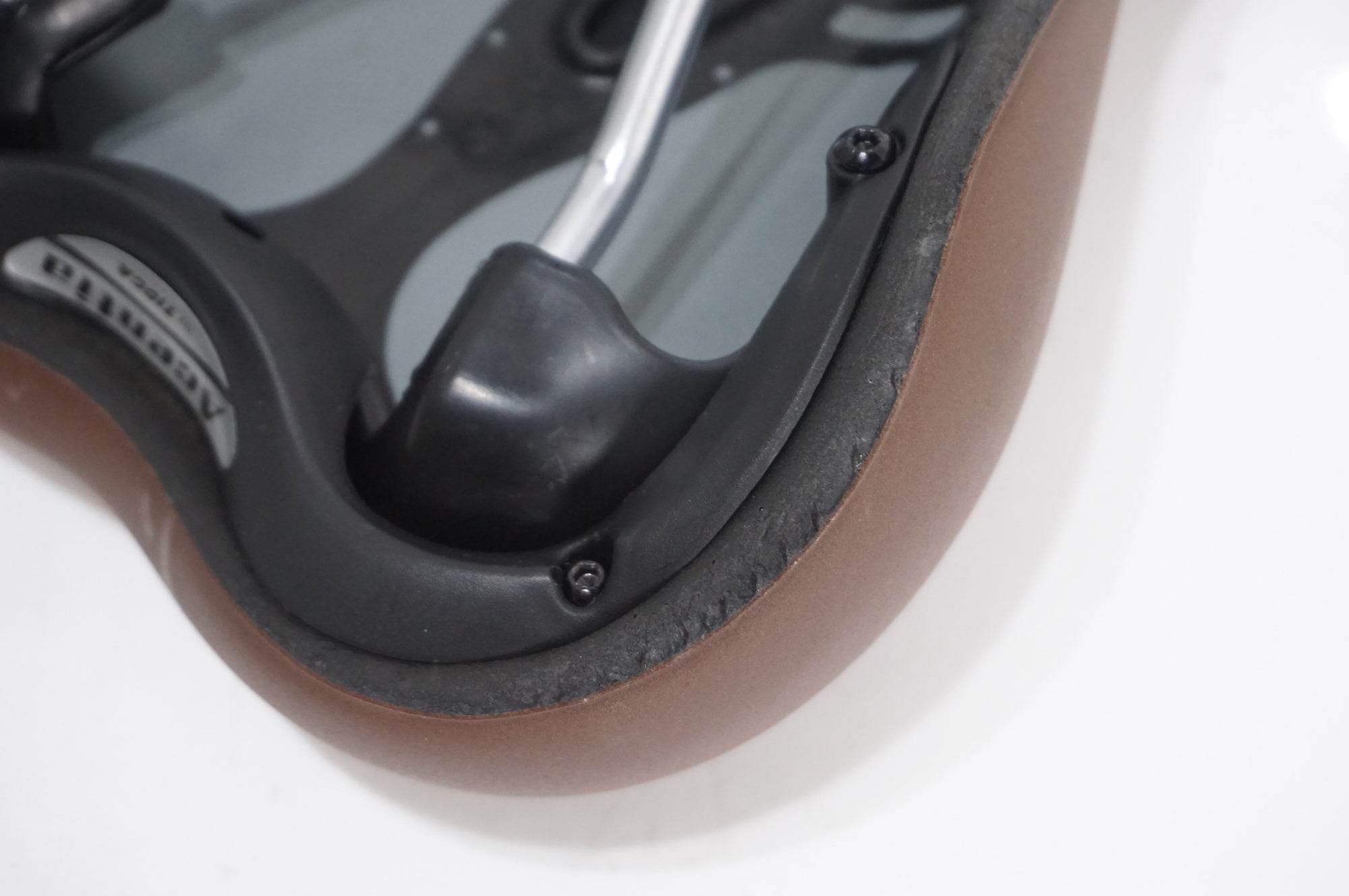 TIOGA 「タイオガ」 ACENTIA GEMINUS サドル / AKIBA店