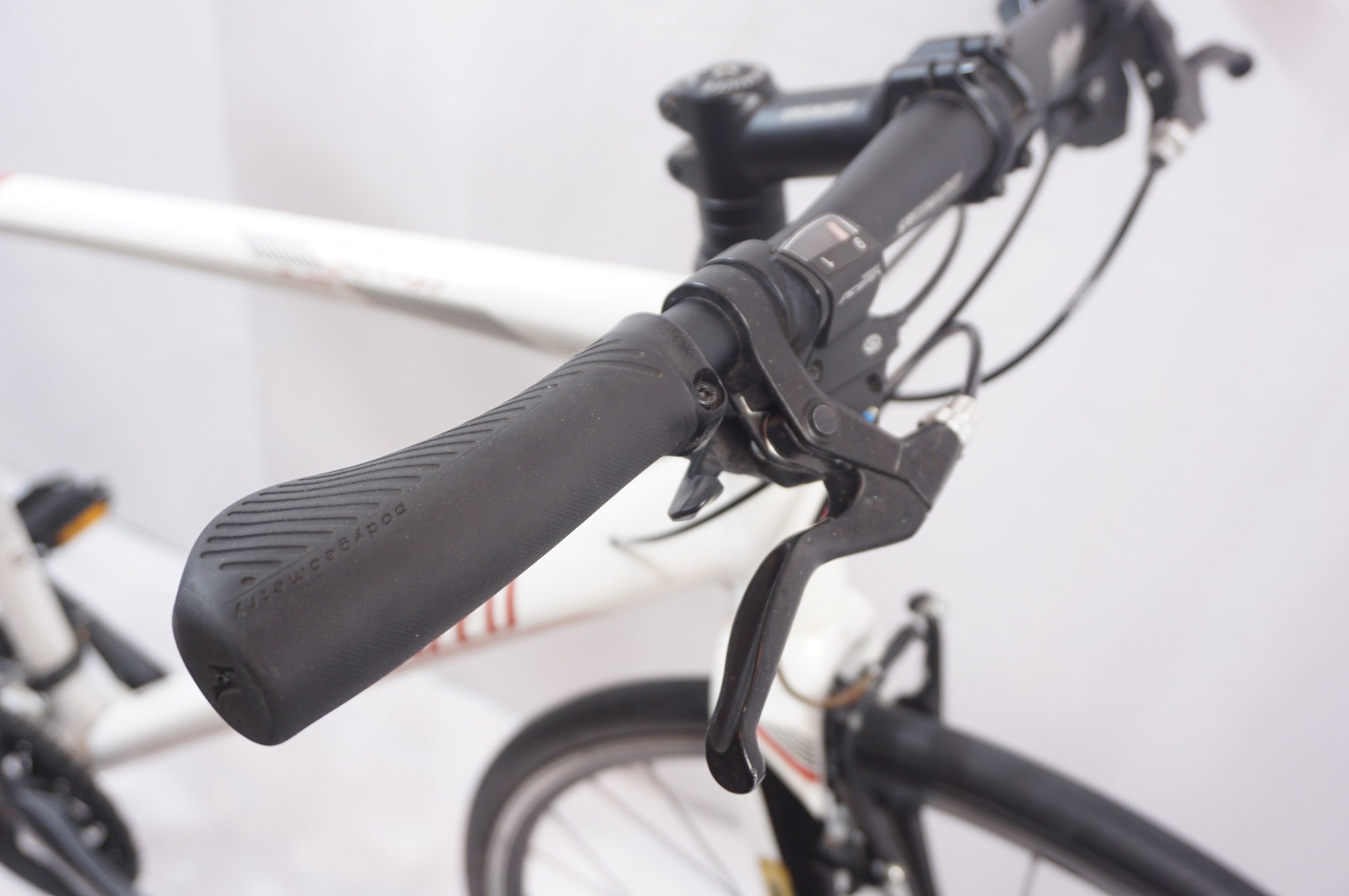 SPECIALIZED 「スペシャライズド」 SIRRUS ELITE 2014年モデル クロスバイク / 世田谷店