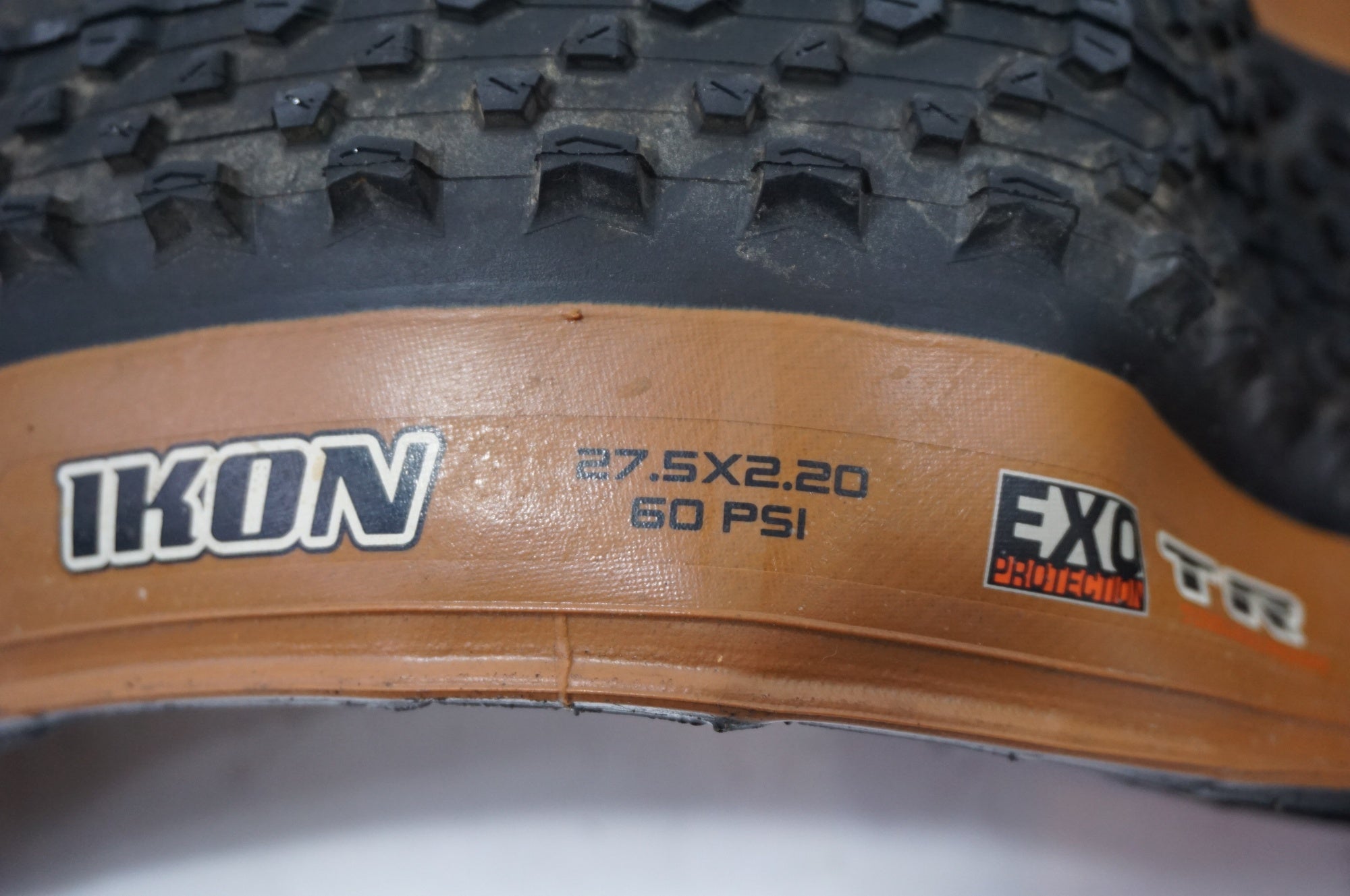 MAXXIS 「マキシス」 IKON 27.5-22 タイヤ / 世田谷店