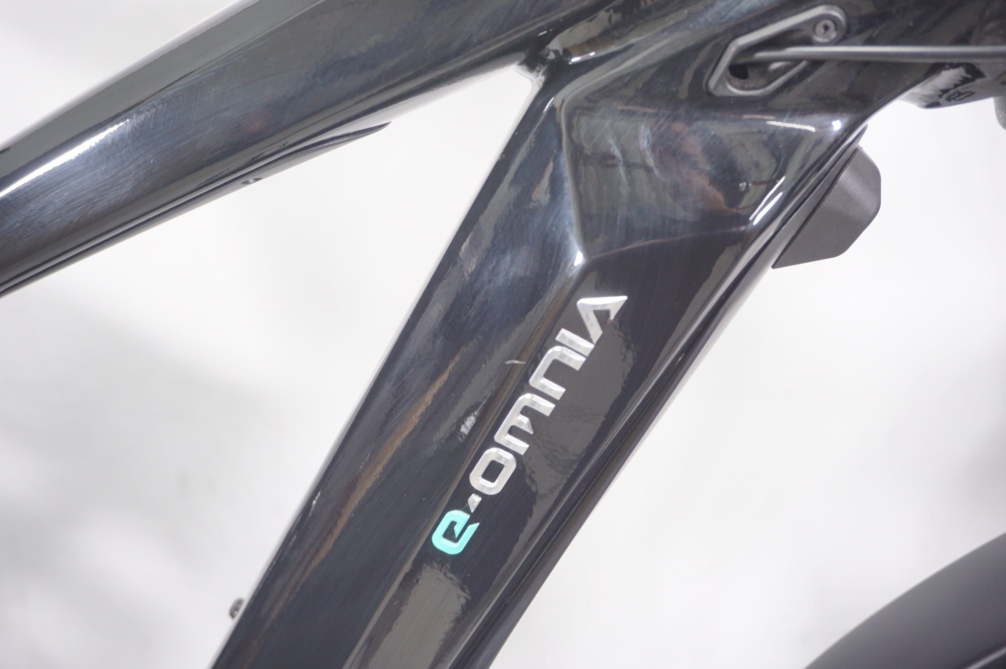 BIANCHI 「ビアンキ」 E-OMNIA T-TYPE 2025年モデル E-BIKE / AKIBA店