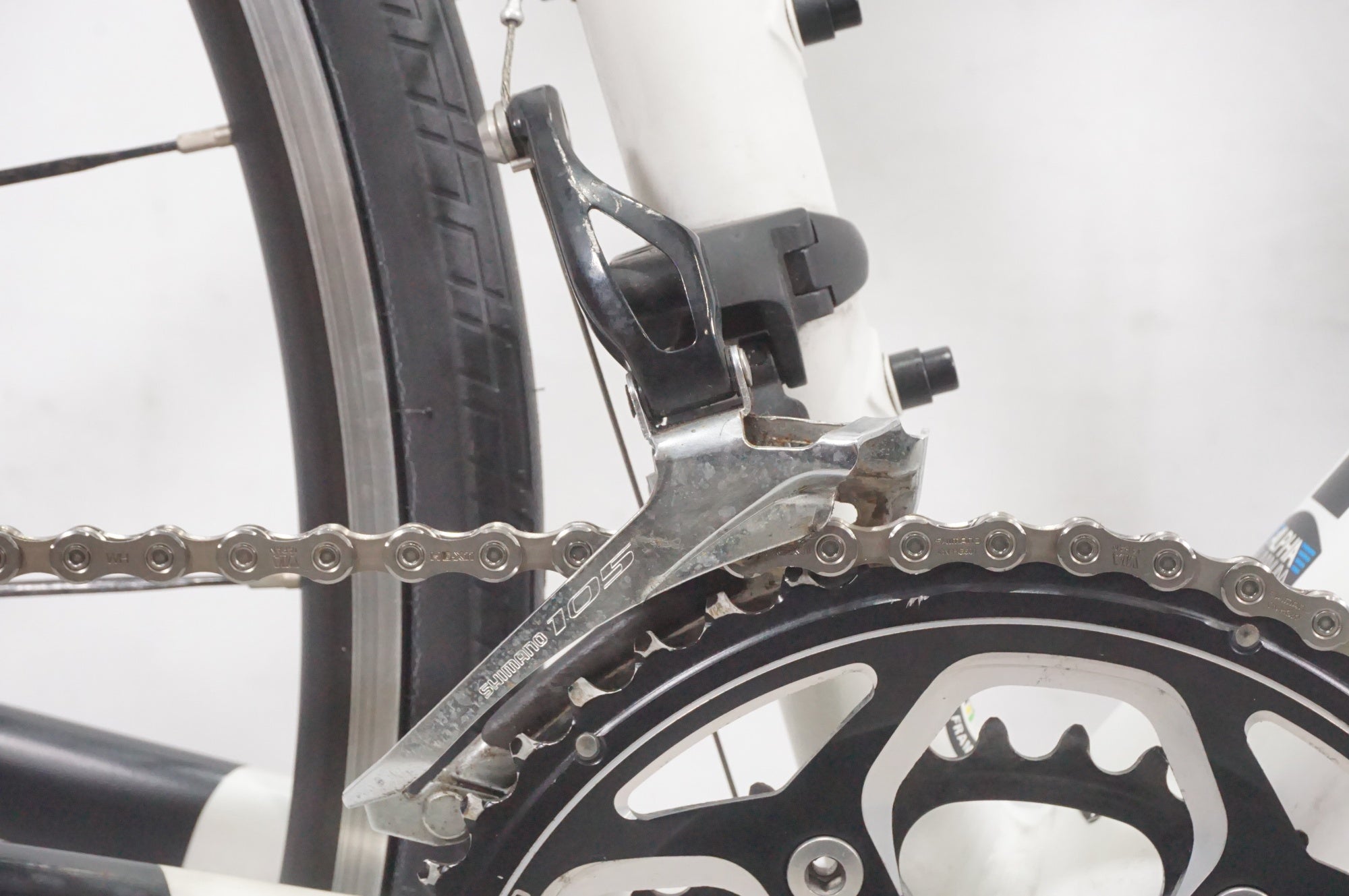 TREK 「トレック」 DOMANE 2.3 2015年モデル ロードバイク TREK 「トレック」 DOMANE 2.3 2015年モデル ロードバイク