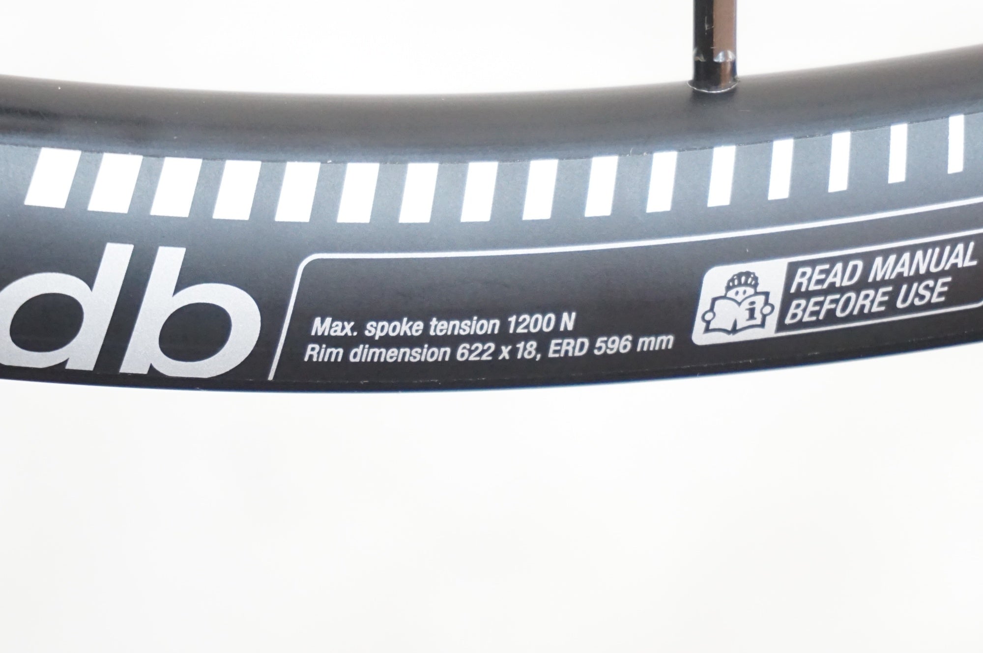 DT SWISS 「ディーティースイス」 R460DB リム SHIMANO TC500 ハブ SHIMANO / SRAM 11S ホイールセット / 浦和ベース