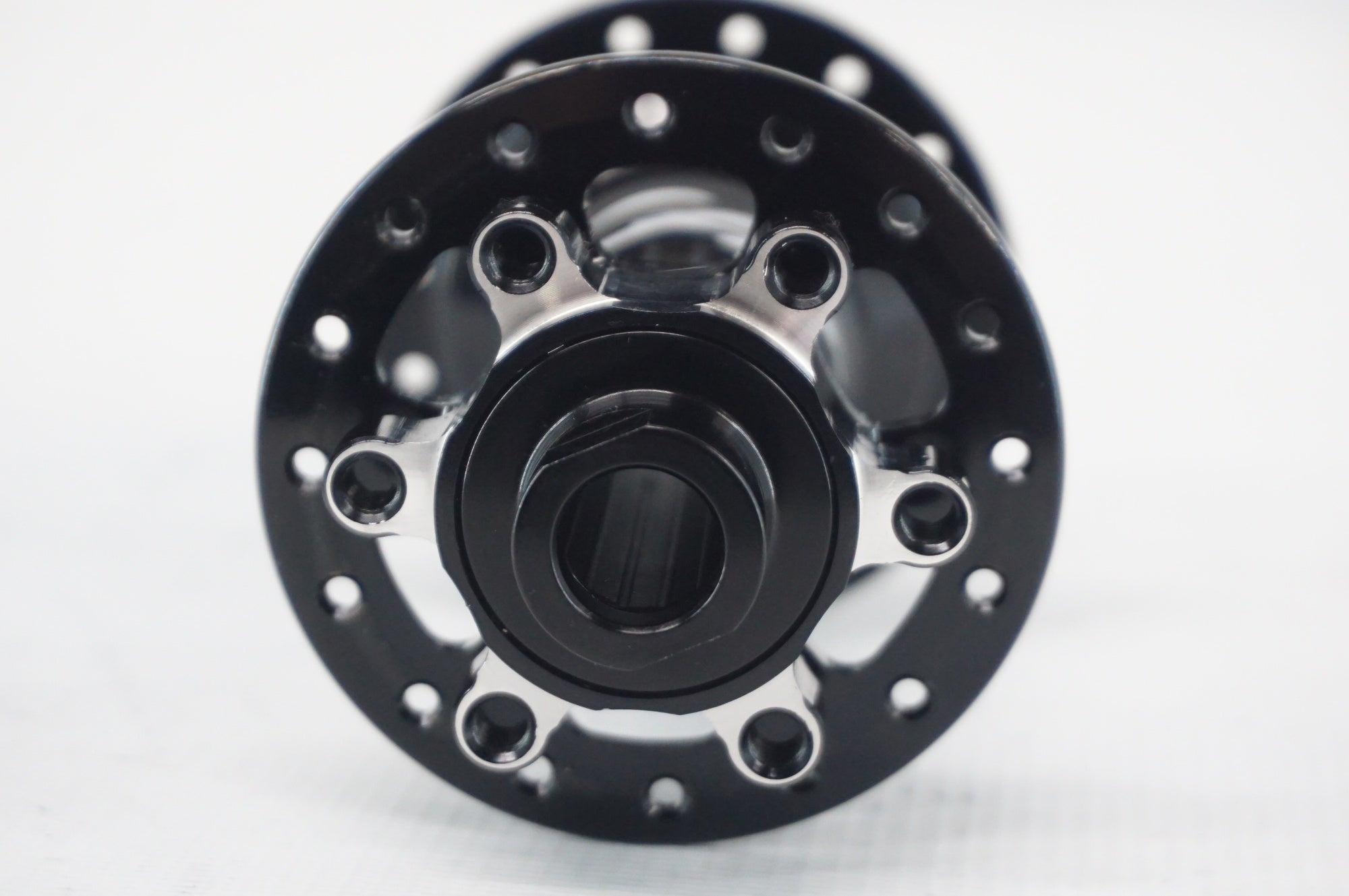 FIREEYE 「ファイヤーアイ」 RH-12150 リアハブ / 阪急塚口店