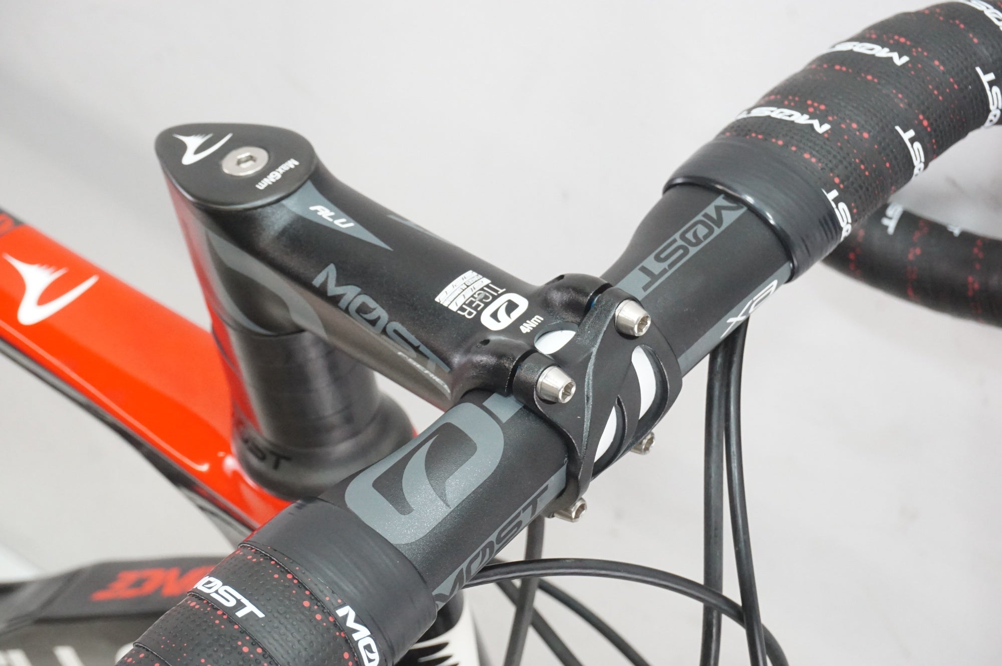 PINARELLO 「ピナレロ」 PRINCE ULTEGRA 2019年モデル カスタム ロードバイク / 大宮店