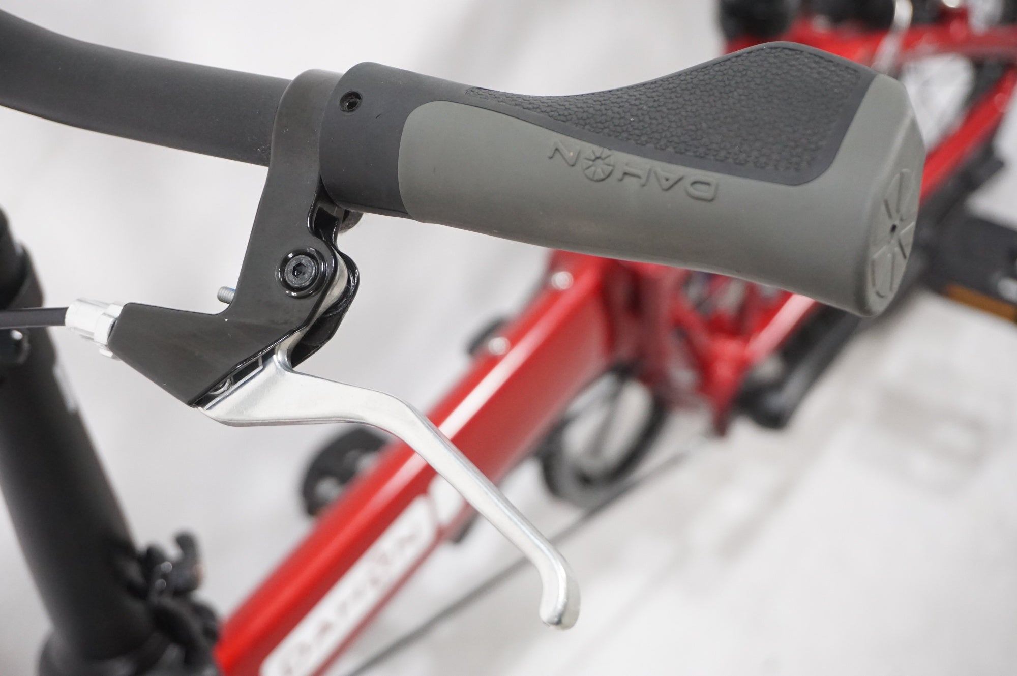 DAHON 「ダホン」 HIT 2022年モデル 20インチ 折り畳み自転車 / AKIBA店