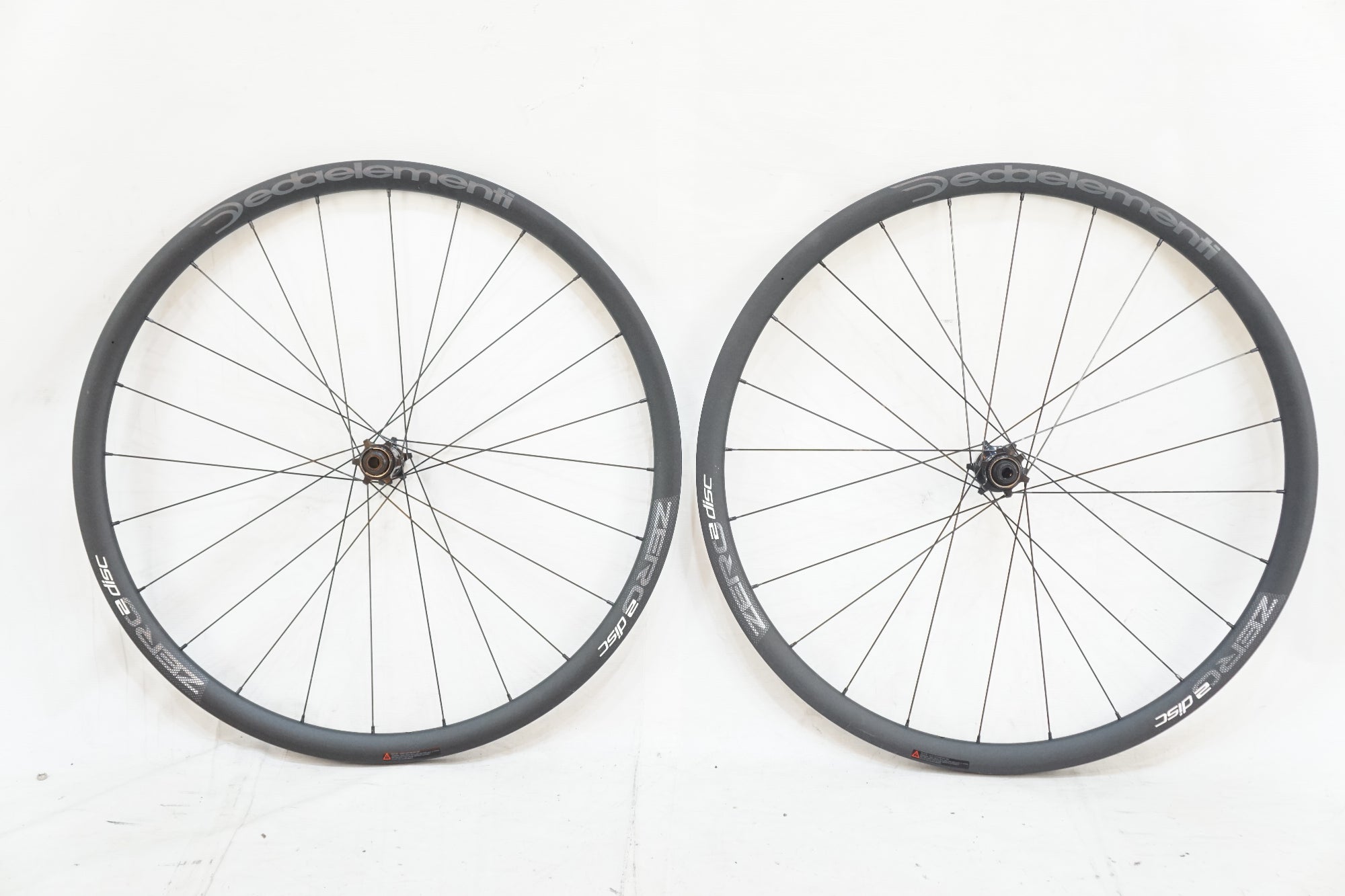DEDA ELEMENTI 「デダ エレメンティ」 ZERO2 DISC シマノ11速 ホイールセット / バイチャリ浦和ベース