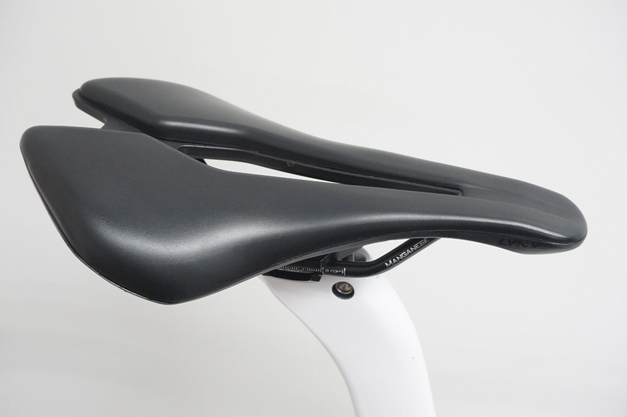 PINARELLO 「ピナレロ」 PRINCE DISK ULTEGRA 2022年モデル ロード