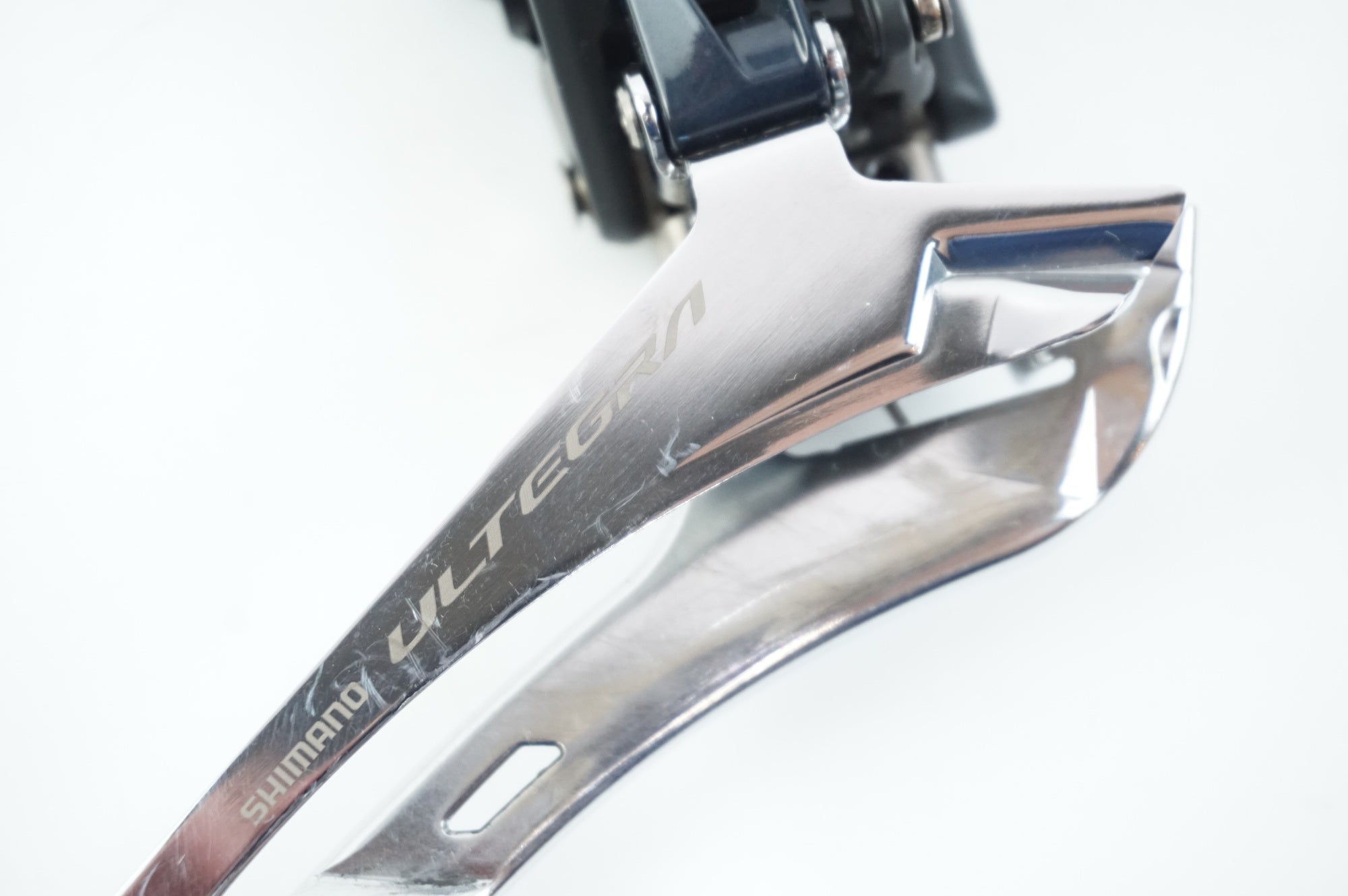 SHIMANO 「シマノ」 ULTEGRA Di2 FD-R8050 フロントディレイラ