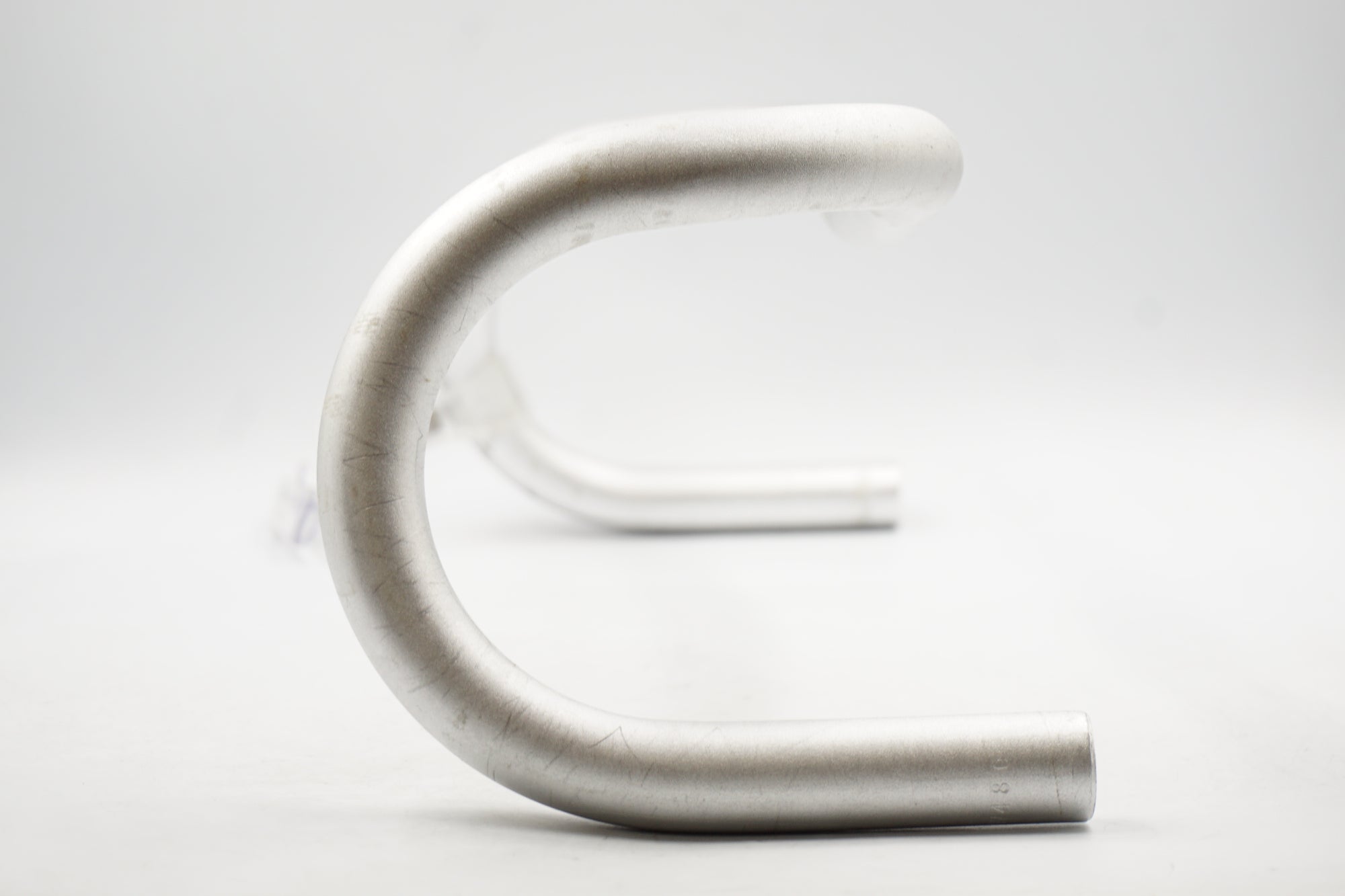 VELO 「ベロ」 ORANGE GRAND CRU Φ26.0 480mm ハンドル / 奈良店