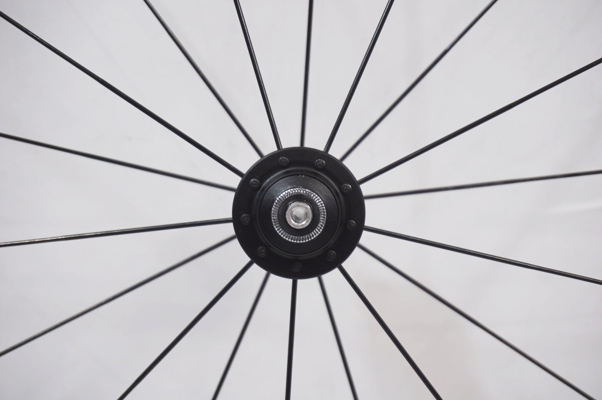 BONTRAGER 「ボントレガー」 RACE フロントホイール / バイチャリ世田谷店