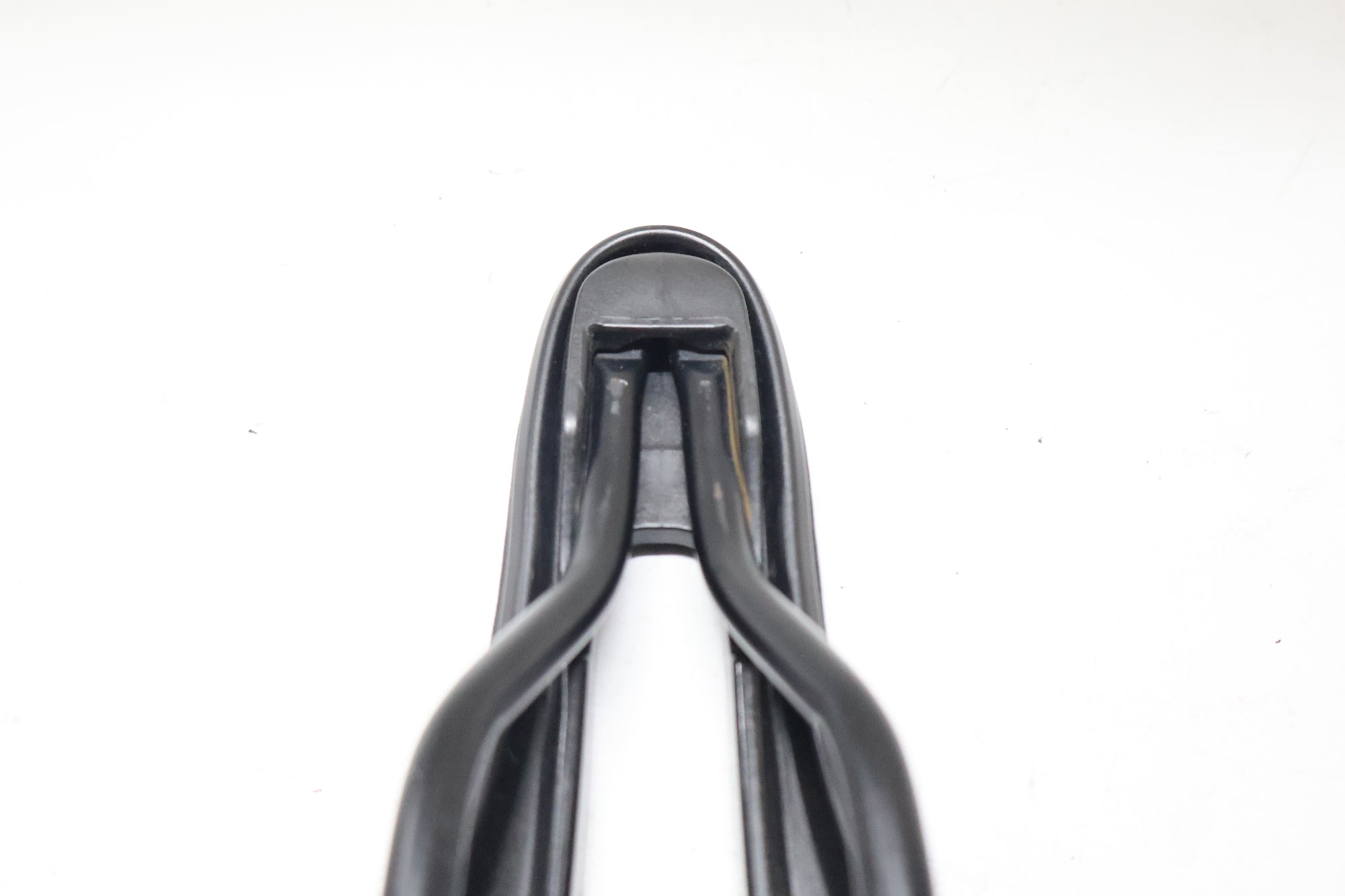 SELLE ITALIA 「セライタリア」 SLR BOOST SUPERFLOW S サドル / 高知店