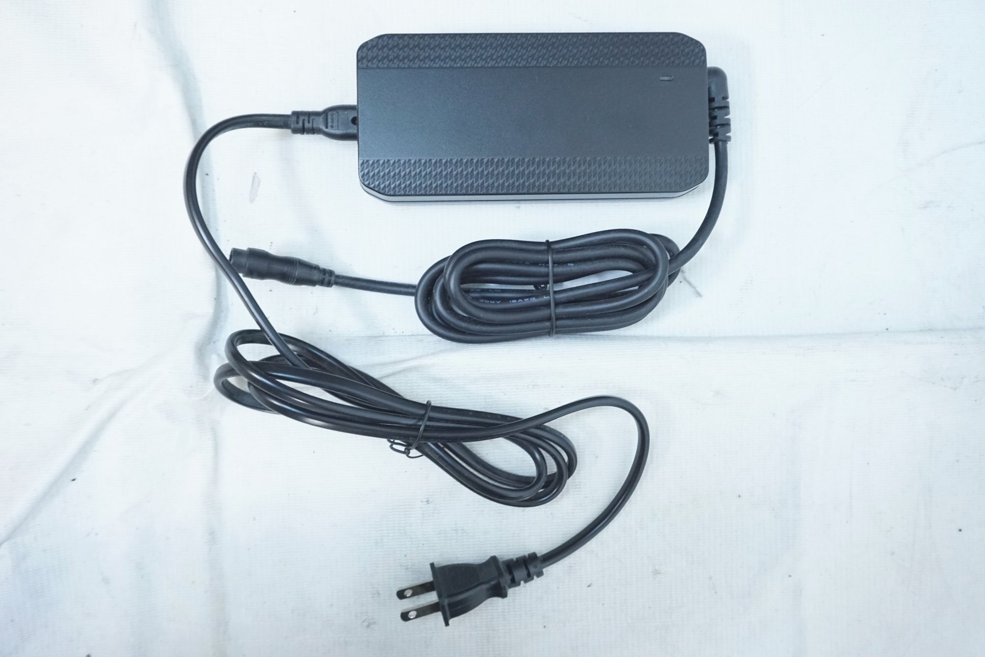 BESV 「ベスビー」 PSA1 2024年モデル 電動アシスト自転車 / 有明ガーデン店