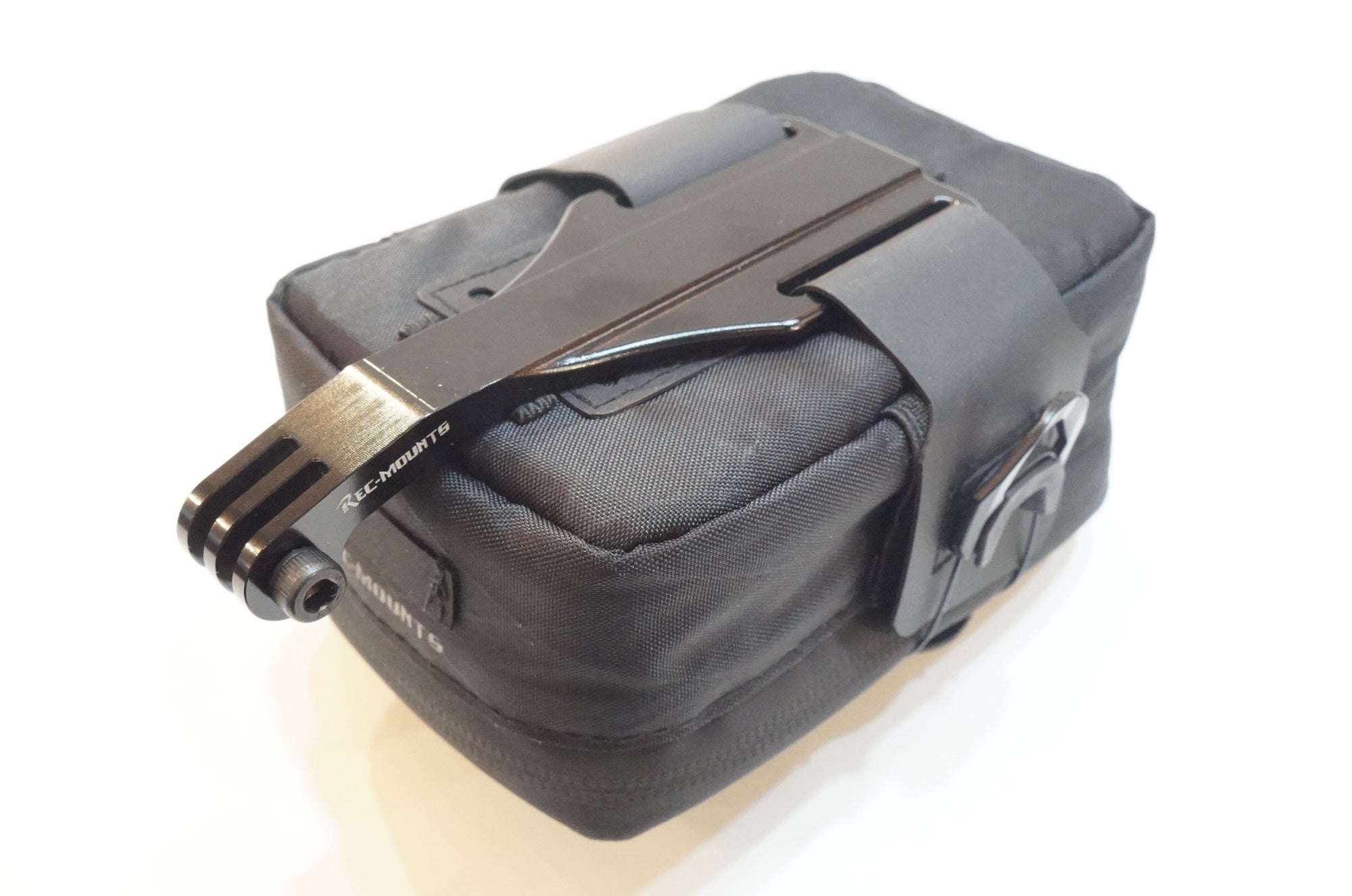 REC MOUNT 車体装着バッグ ブラック/ピンク　箱無し　未使用品 REC MOUNTS 「レックマウント」 RIDE ON SADDLEBAG Sサイズ サドル