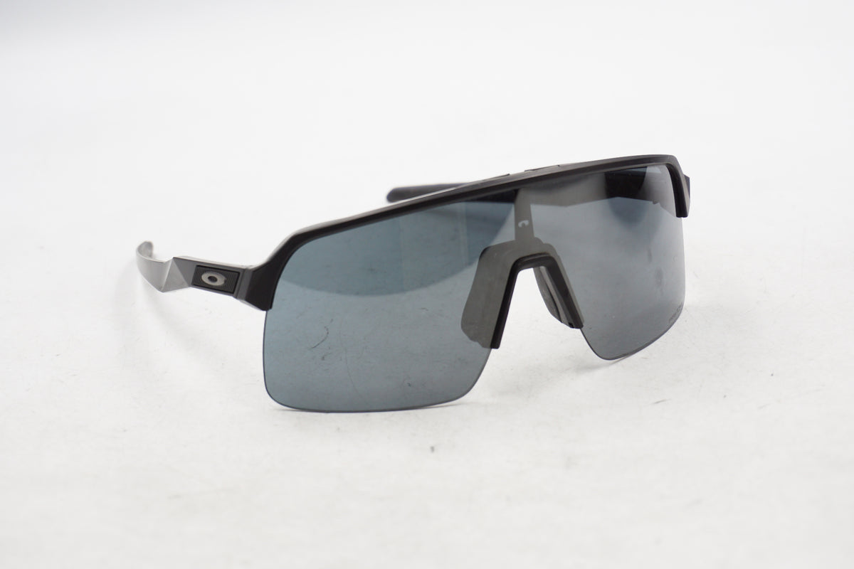 OAKLEY 「オークリー」 SUTRO ギャランティなし アイウェア / 奈良店