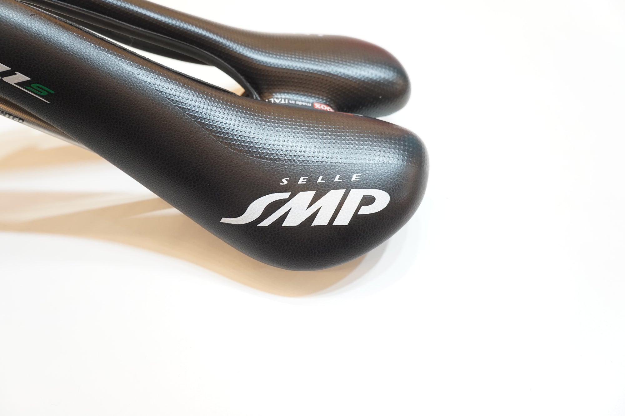 SELLE SMP 「セラエスエムピー」 HELL S サドル / バイチャリ浦和ベース