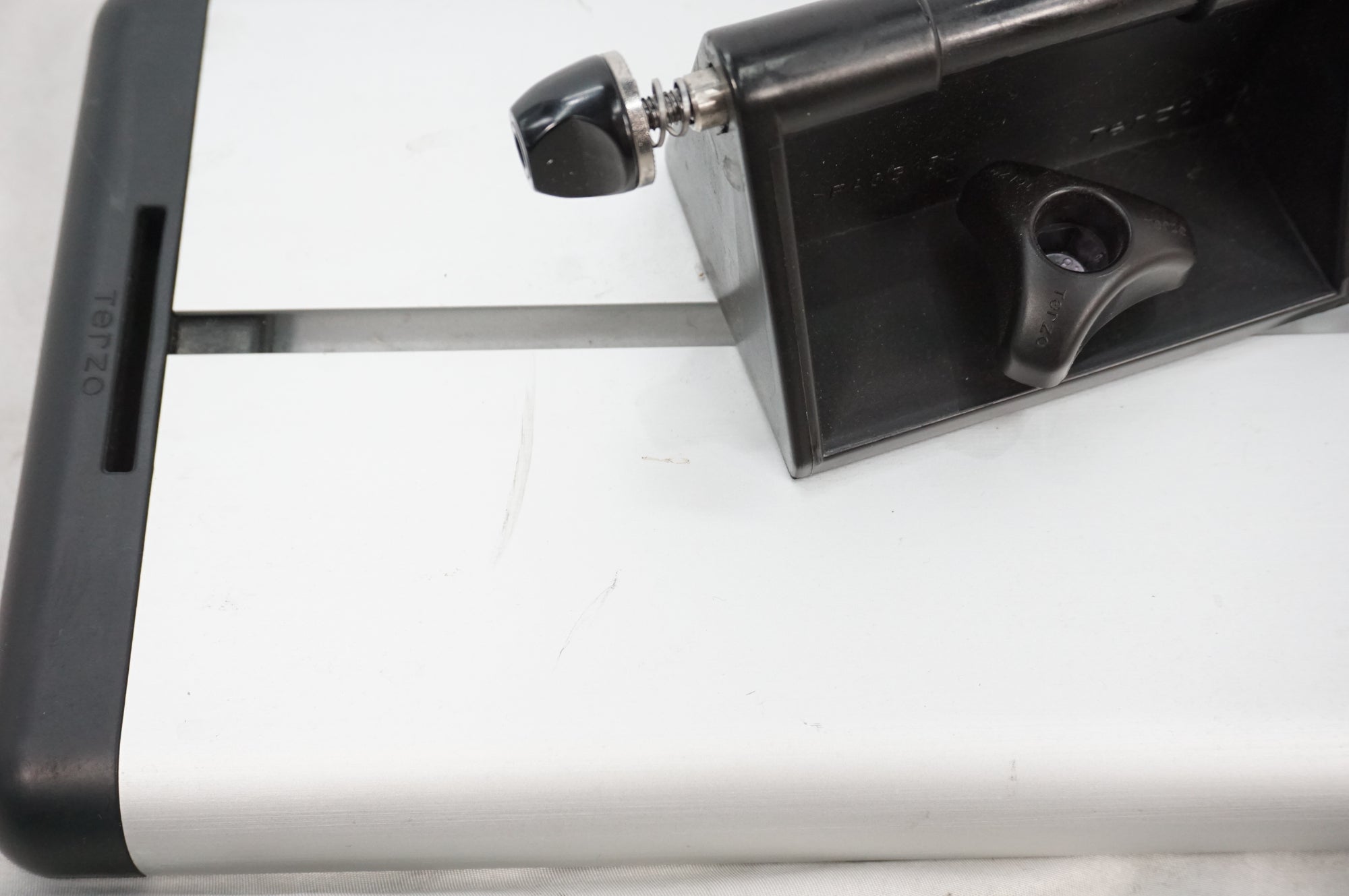 TERZO 「テルッツオ」 EC23M 車室内  2台積みタイプ サイクルキャリア / 川越店