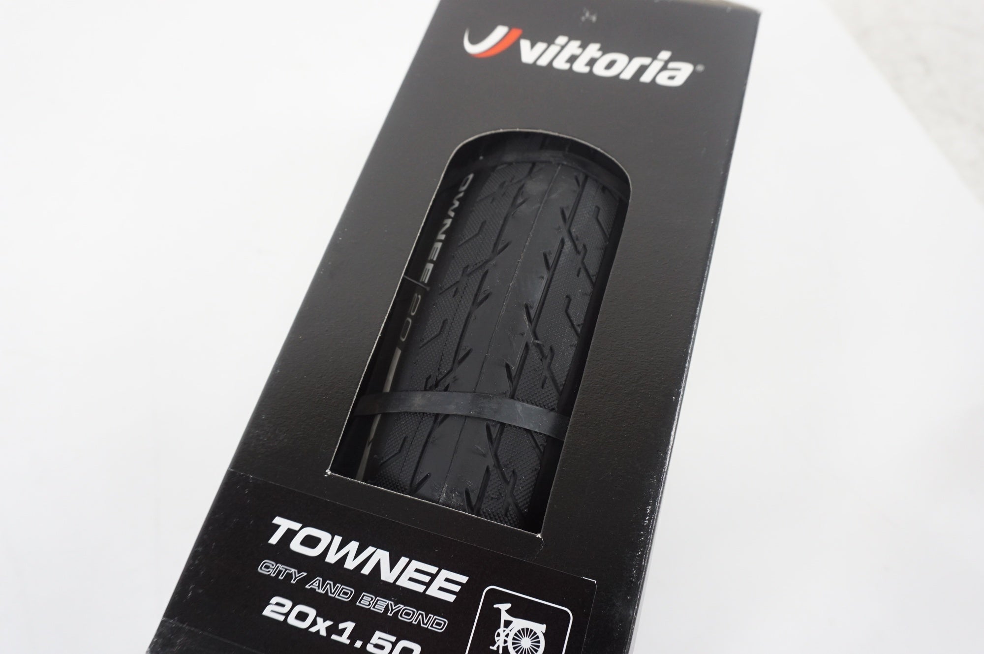 VITTORIA 「ビットリア」 TOWNEE 20x1.50 タイヤ / 大宮店