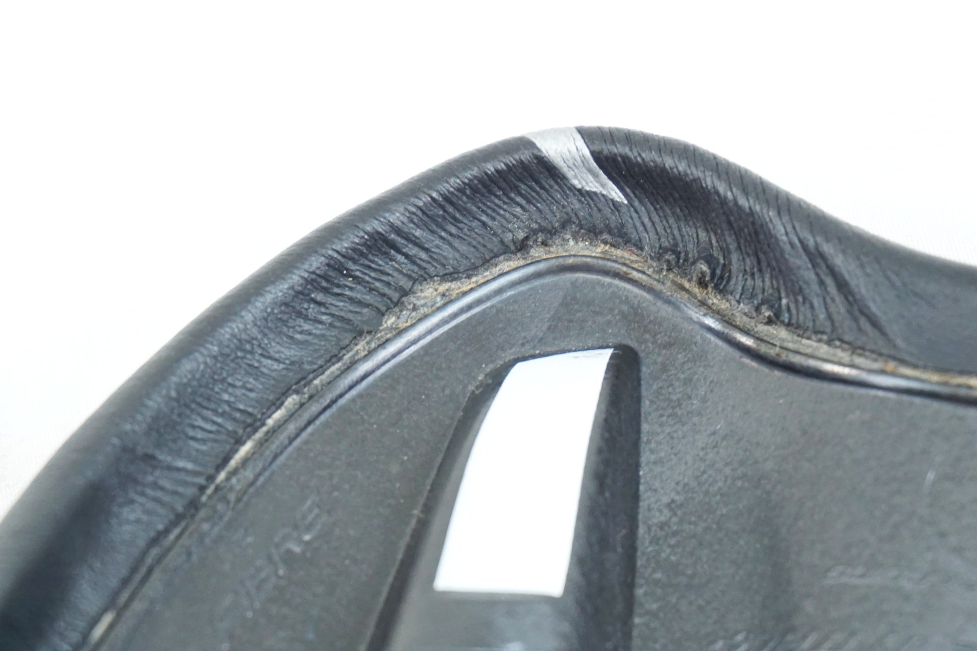 SELLE ITALIA 「セライタリア」 SLR モノリンク サドル / 有明ガーデン店