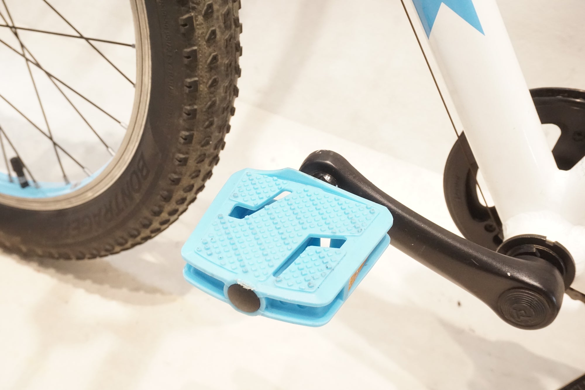 TREK 「トレック」 PRECALIBER 20 2022年モデル キッズバイク / 横浜