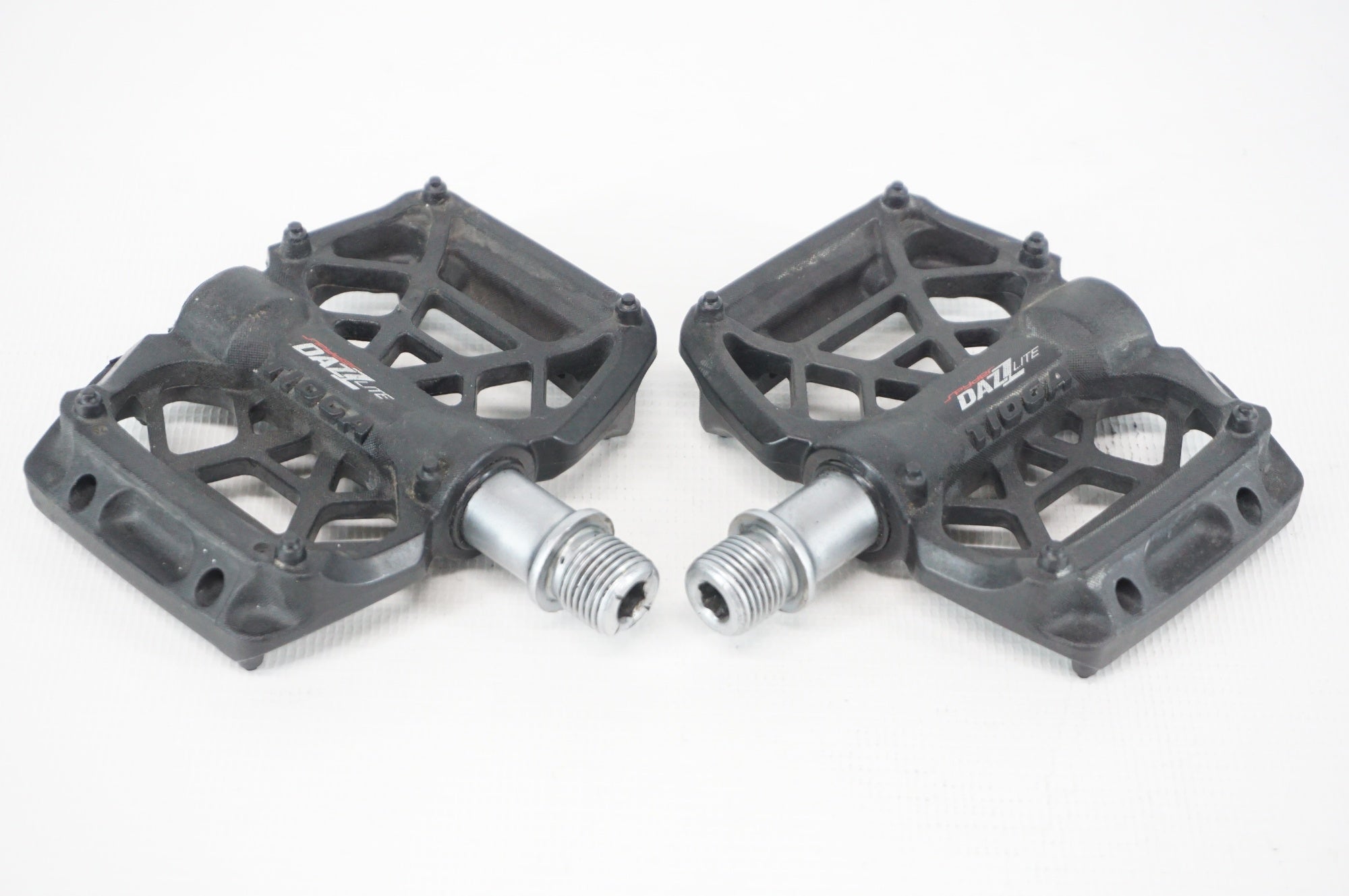 TIOGA 「タイオガ」 SPYDER DAZZ LITE ペダル / 阪急塚口店