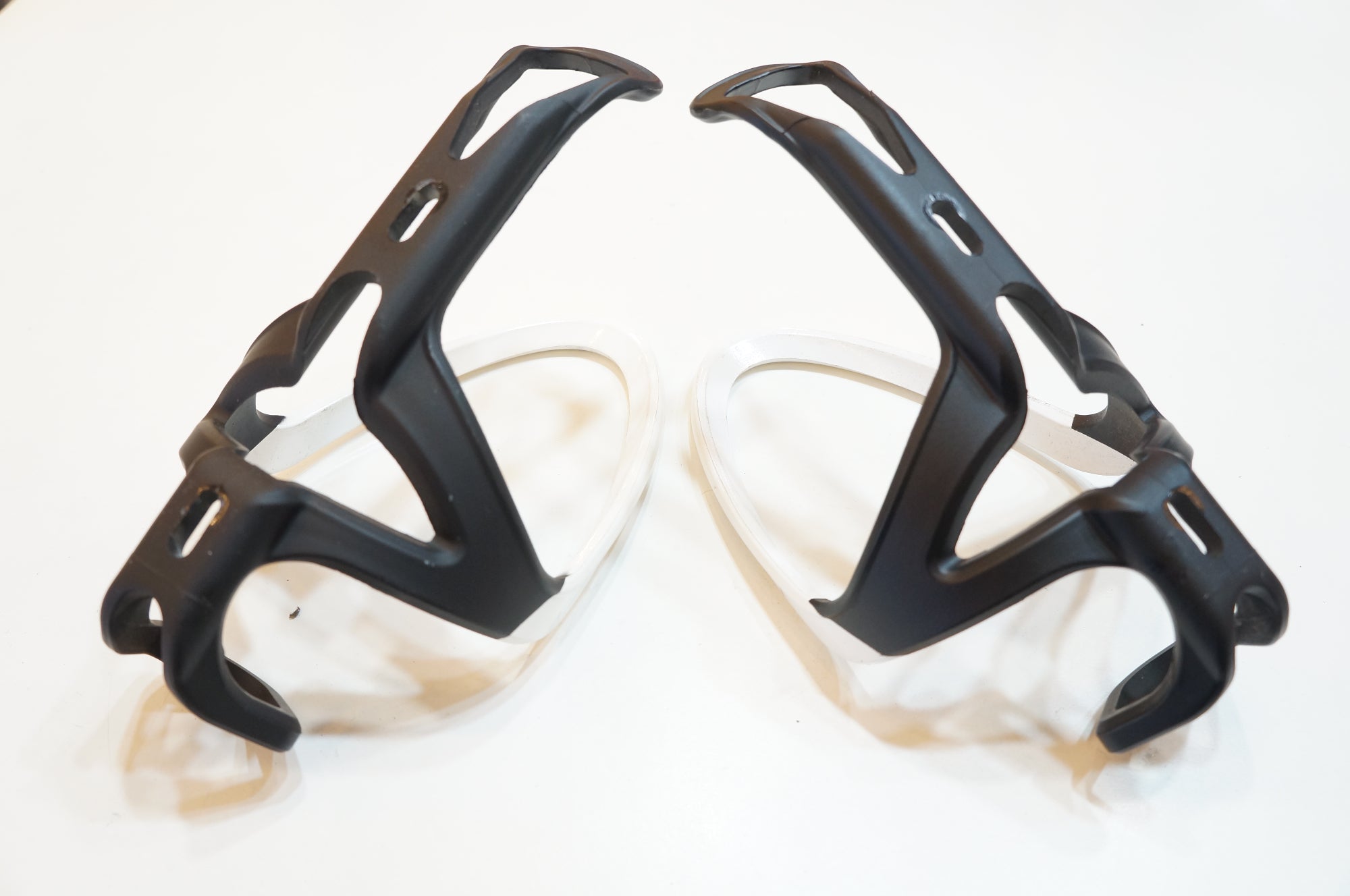 LEZYNE 「レザイン」 TEAM CAGE ボトルケージセット / バイチャリ浦和ベース