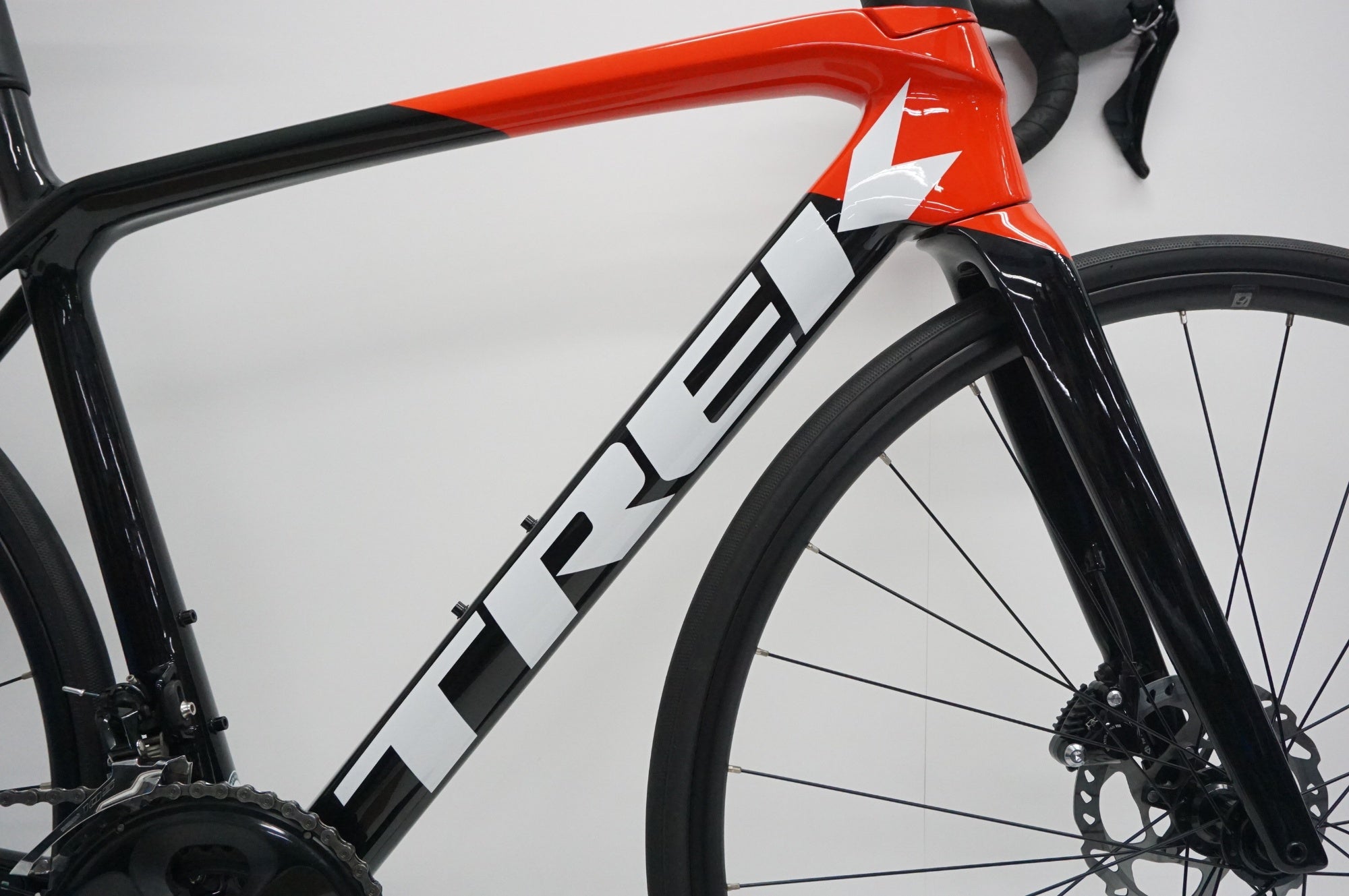 TREK 「トレック」 EMONDA SL5 DISC 2021年モデル ロードバイク / 福岡