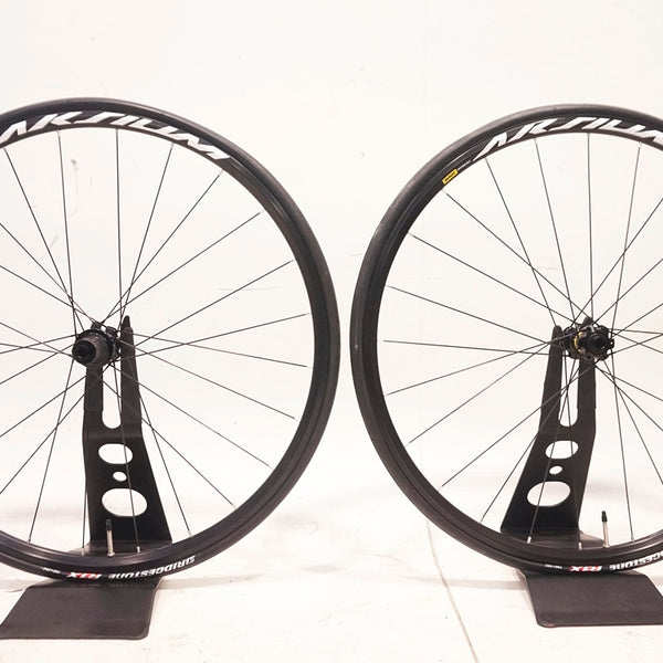 MAVIC「マヴィック」　AKSIUM DISK シマノ　11速　ホイールセット MAVIC 「マヴィック」 AKSIUM DISC シマノ11速 ホイールセット