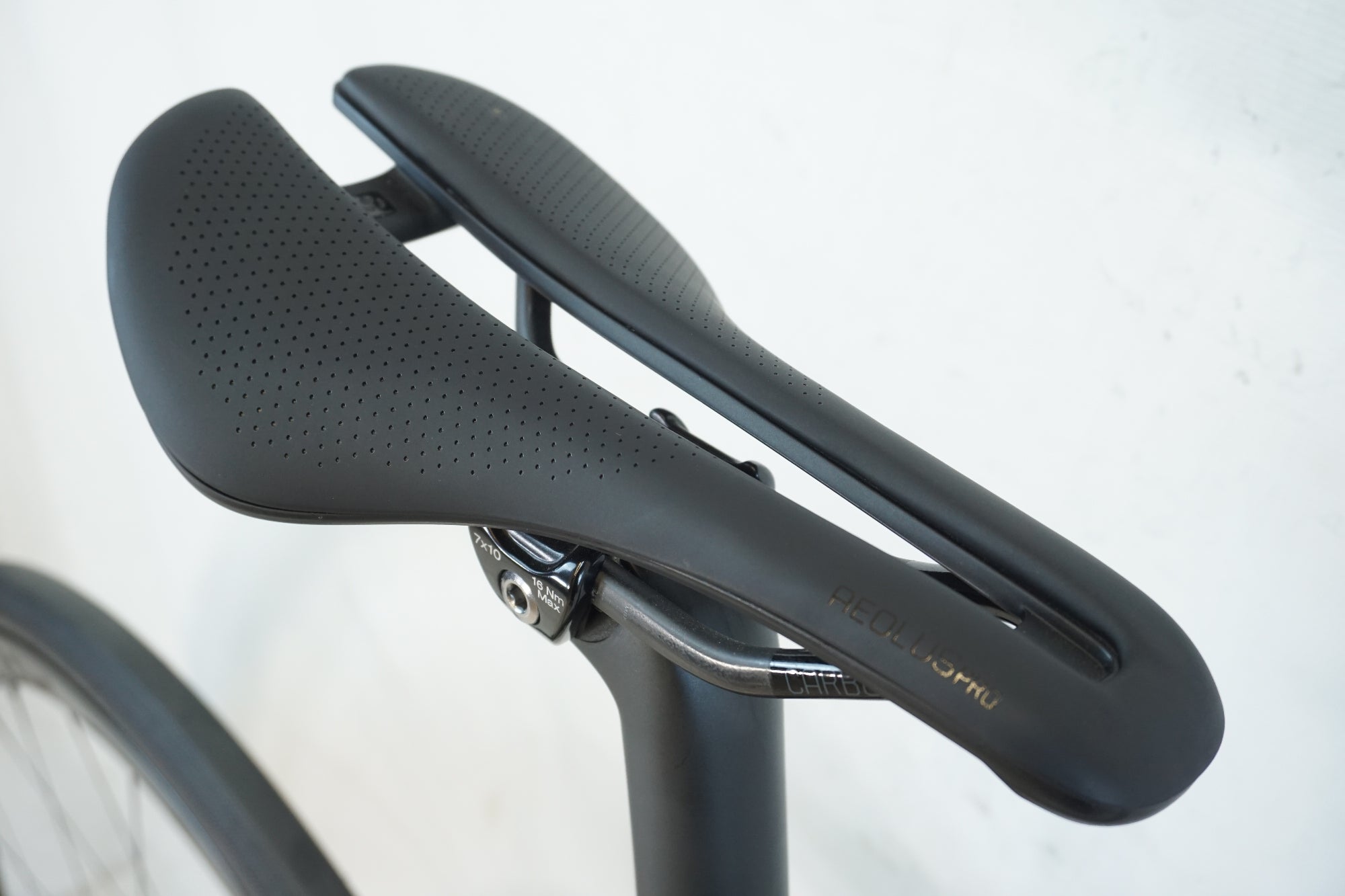 TREK 「トレック」 EMONDA SLR 6 DISC 2021年モデル ロードバイク / 有明ガーデン店