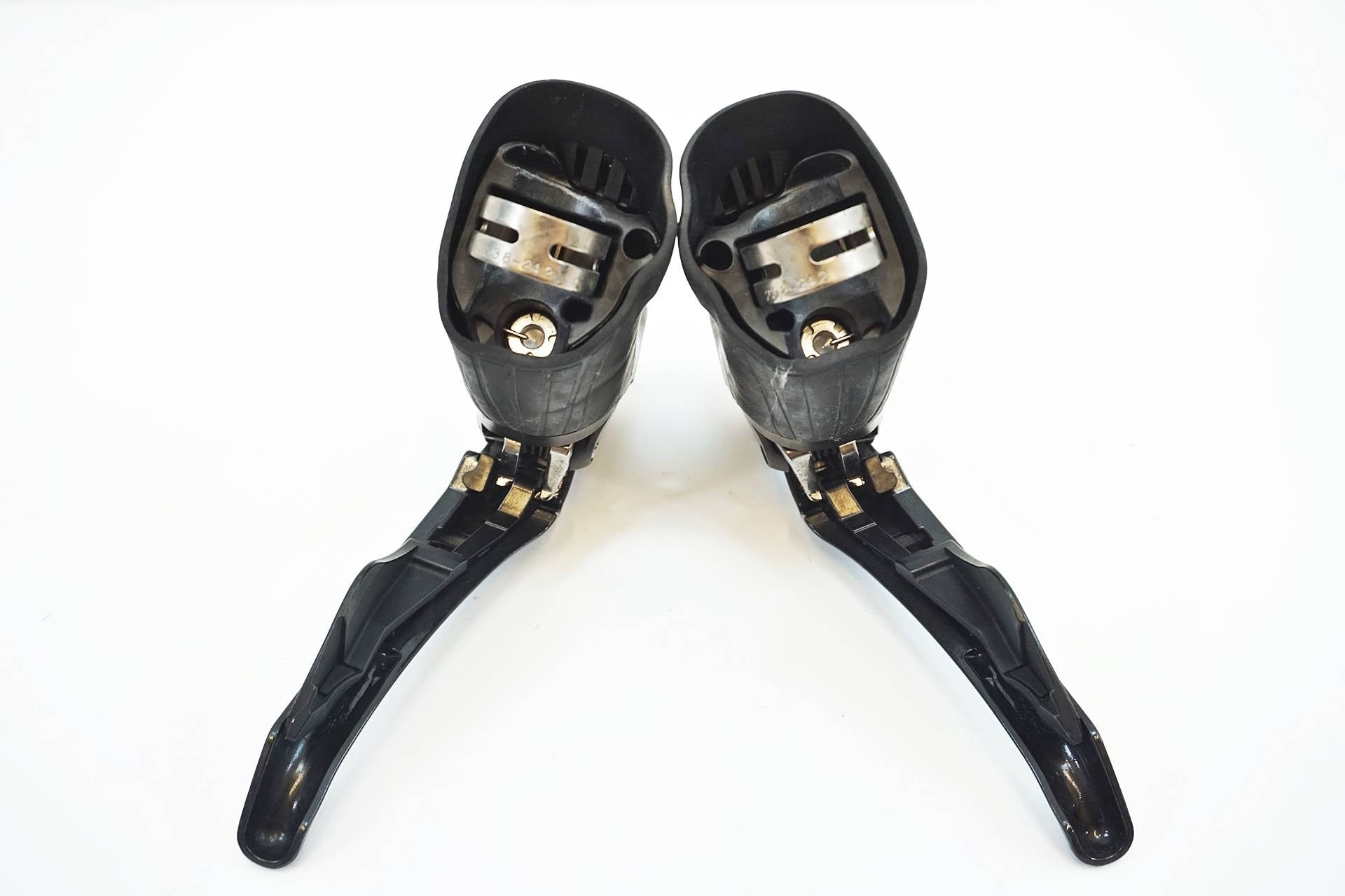 SHIMANO 「シマノ」 ULTEGRA ST-R8000 デュアルコントロールレバー / 有明ガーデン店