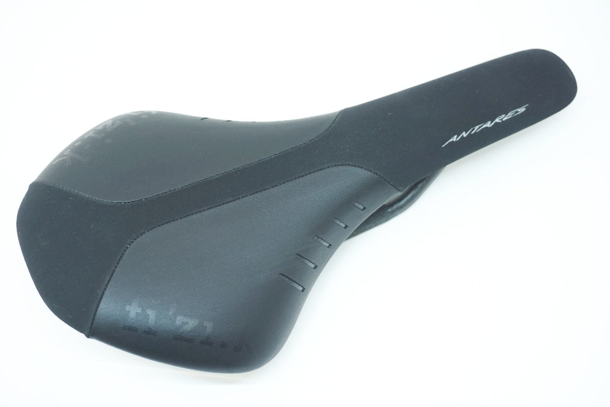 FIZIK 「フィジーク」 ANTARES R1 カーボンレール サドル / 大阪美原北