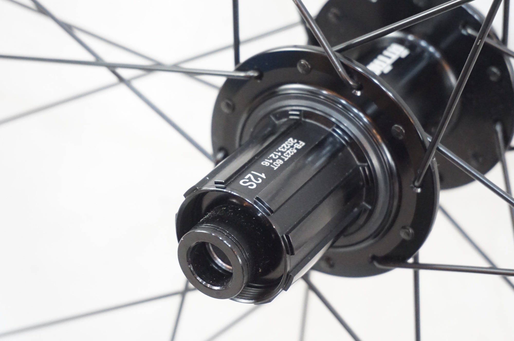 ATTAQUE 「アタッキ」 30DB SHIMANO 12S ホイールセット / 浦和ベース