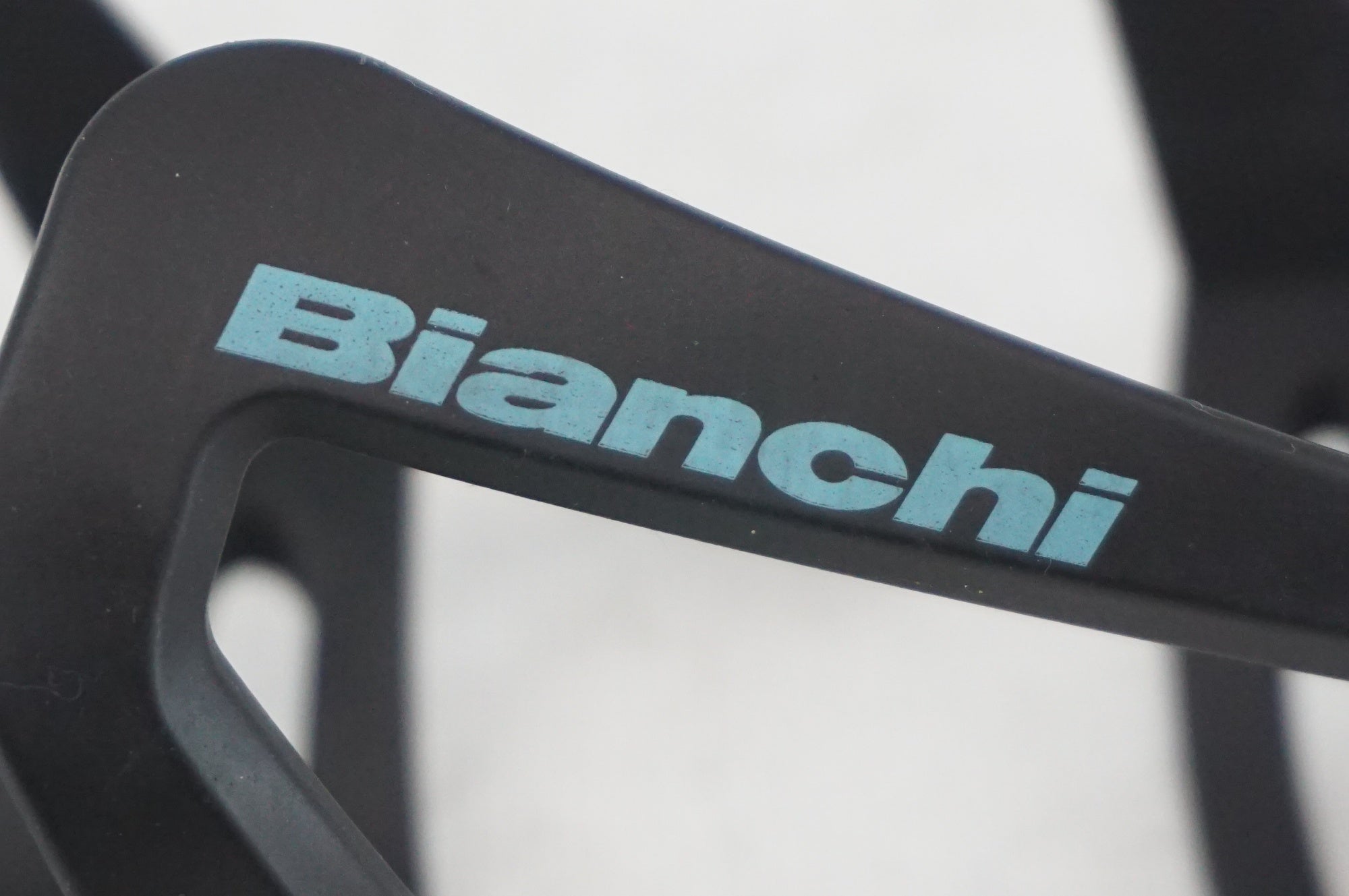 BIANCHI ビアンキ」 ボトルケージ / 阪急塚口店