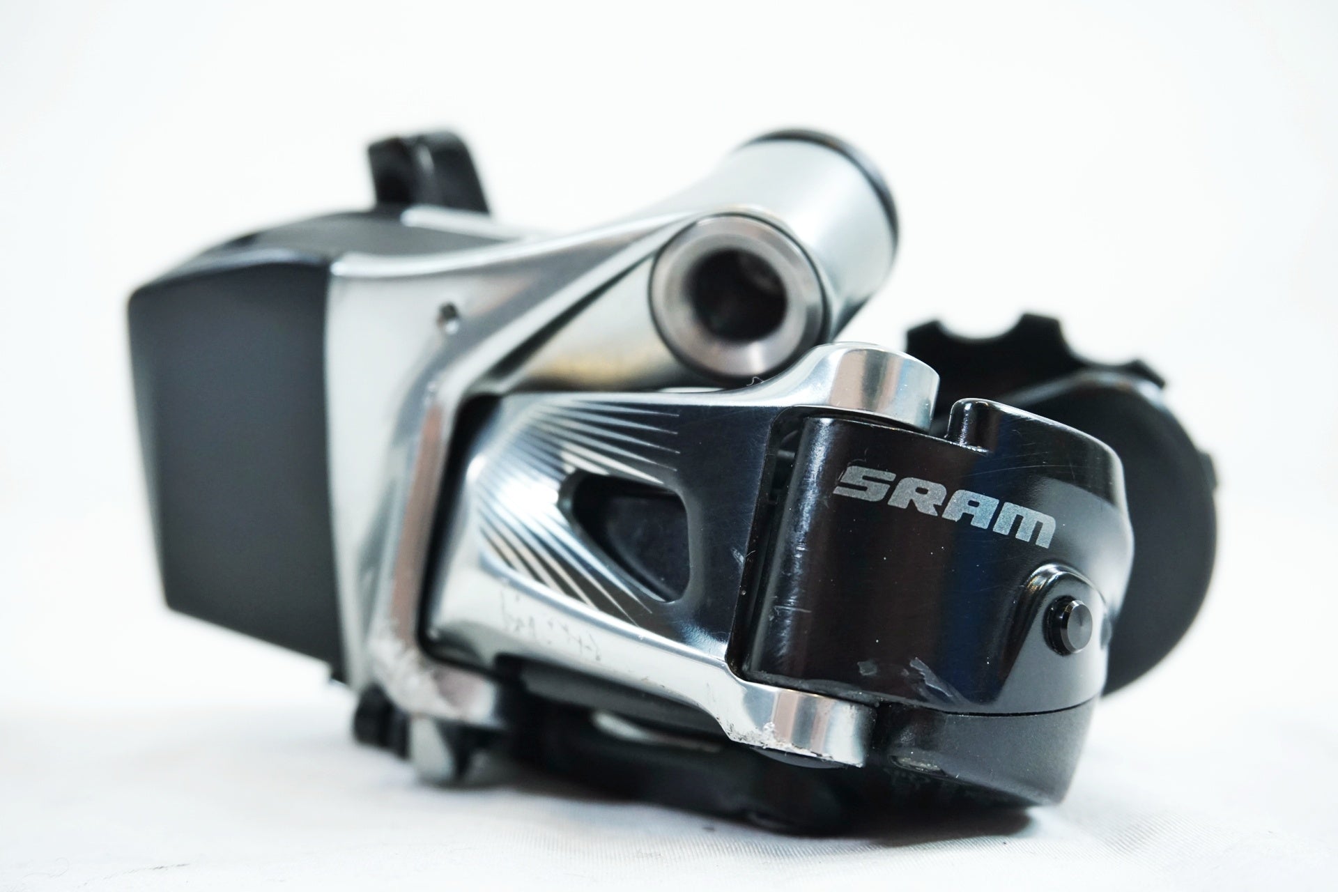 SRAM 「スラム」 RED E-TAP リアディレイラー / 有明ガーデン店