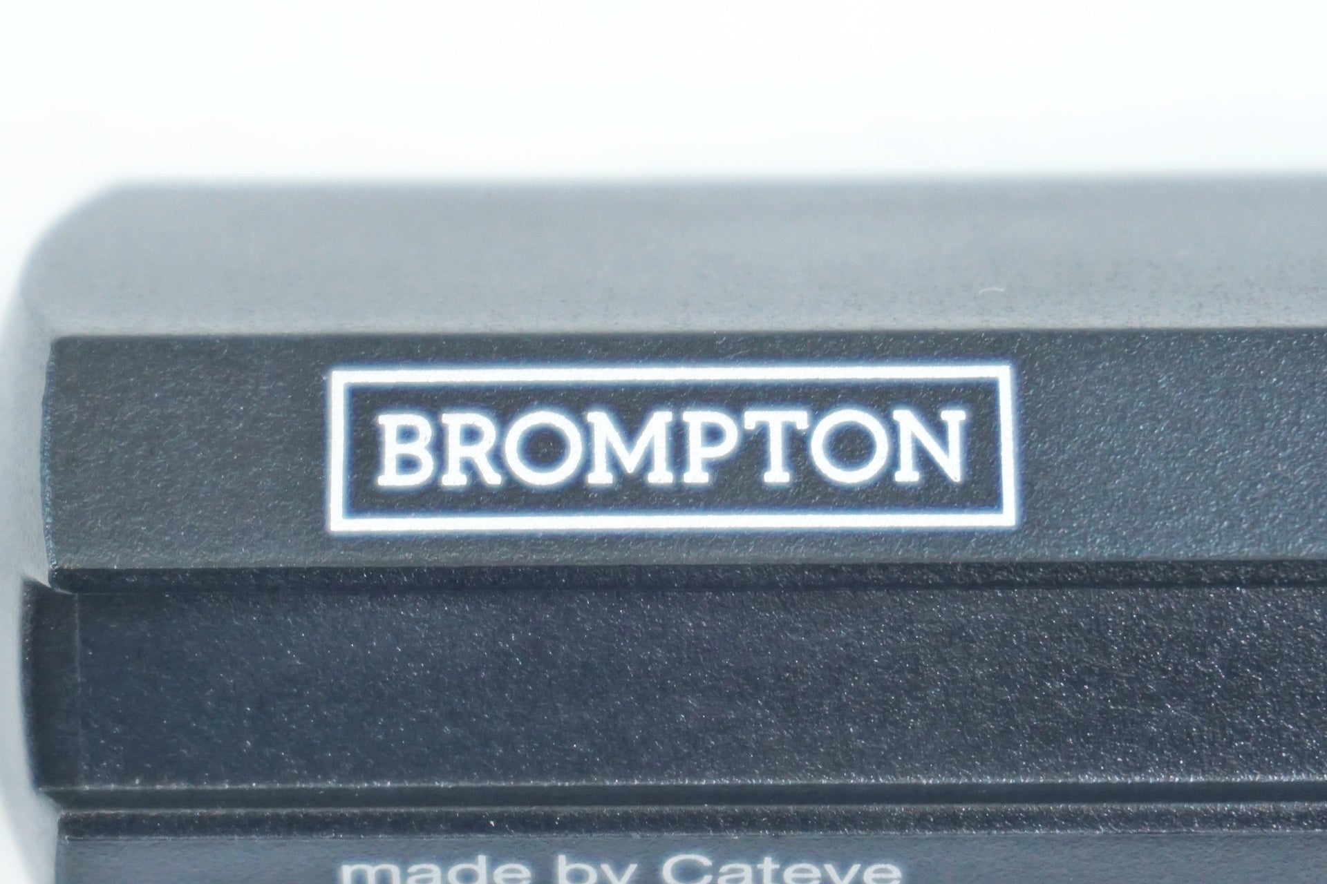 CATEYE 「キャットアイ」 BROMPTON 500lm フロントライト / 有明ガーデン店