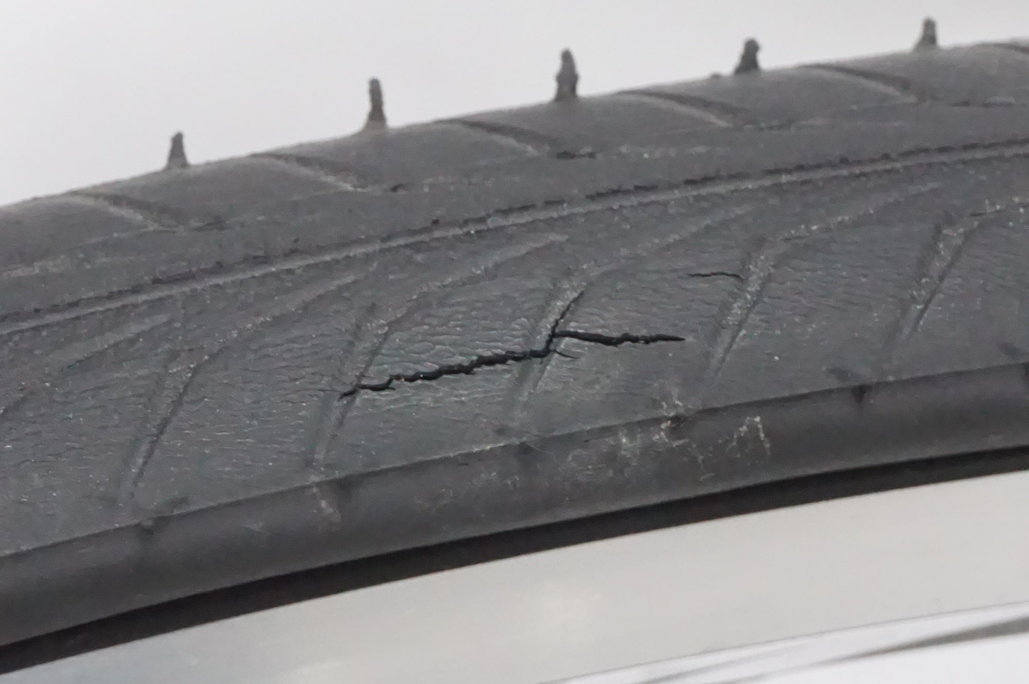 MAVIC 「マヴィック」 AKSIUM シマノ11速 ホイールセット / AKIBA店