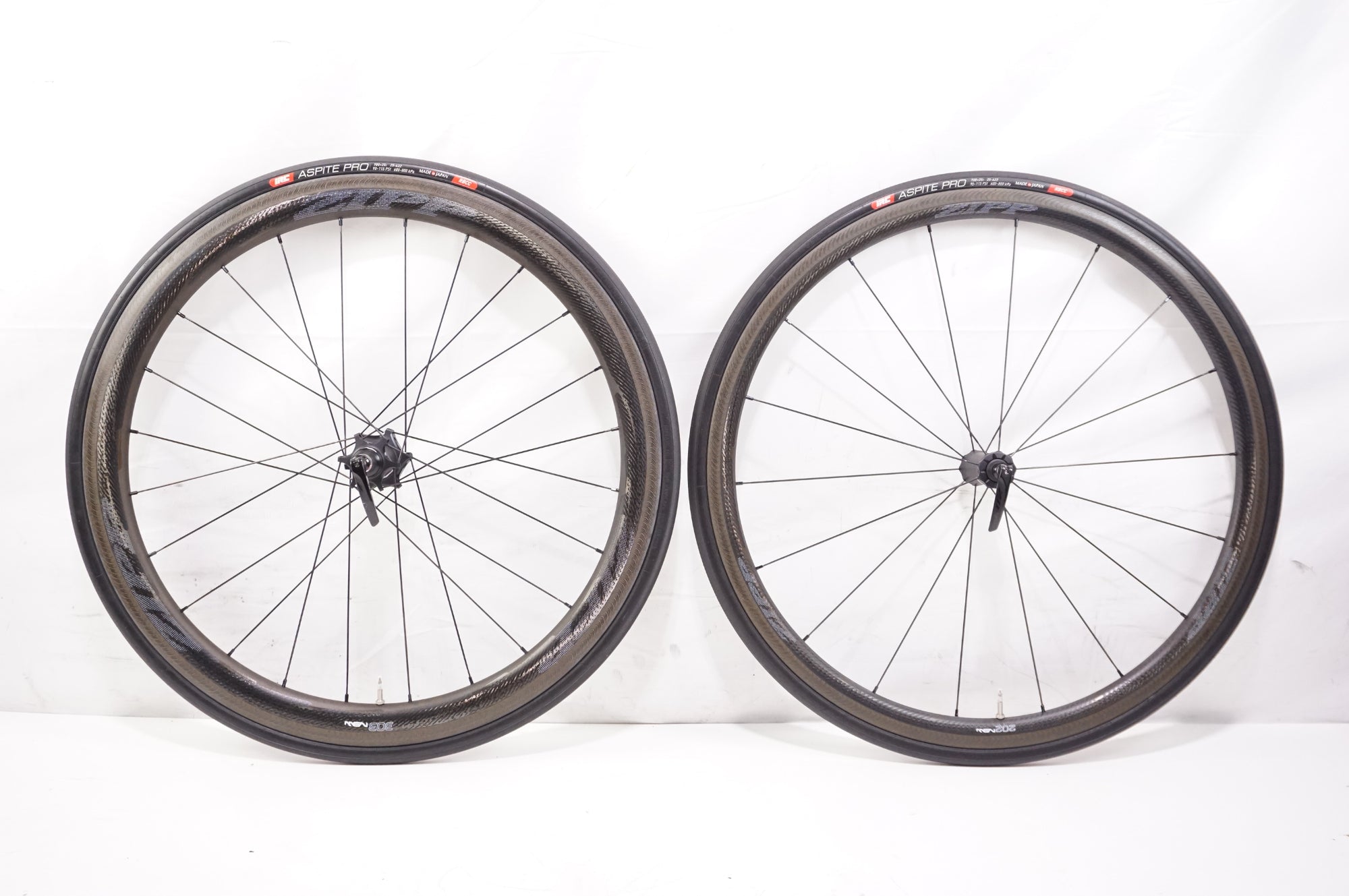 ZIPP 「ジップ」 202/303 NSW シマノ11速 ホイールセット / 中目黒店