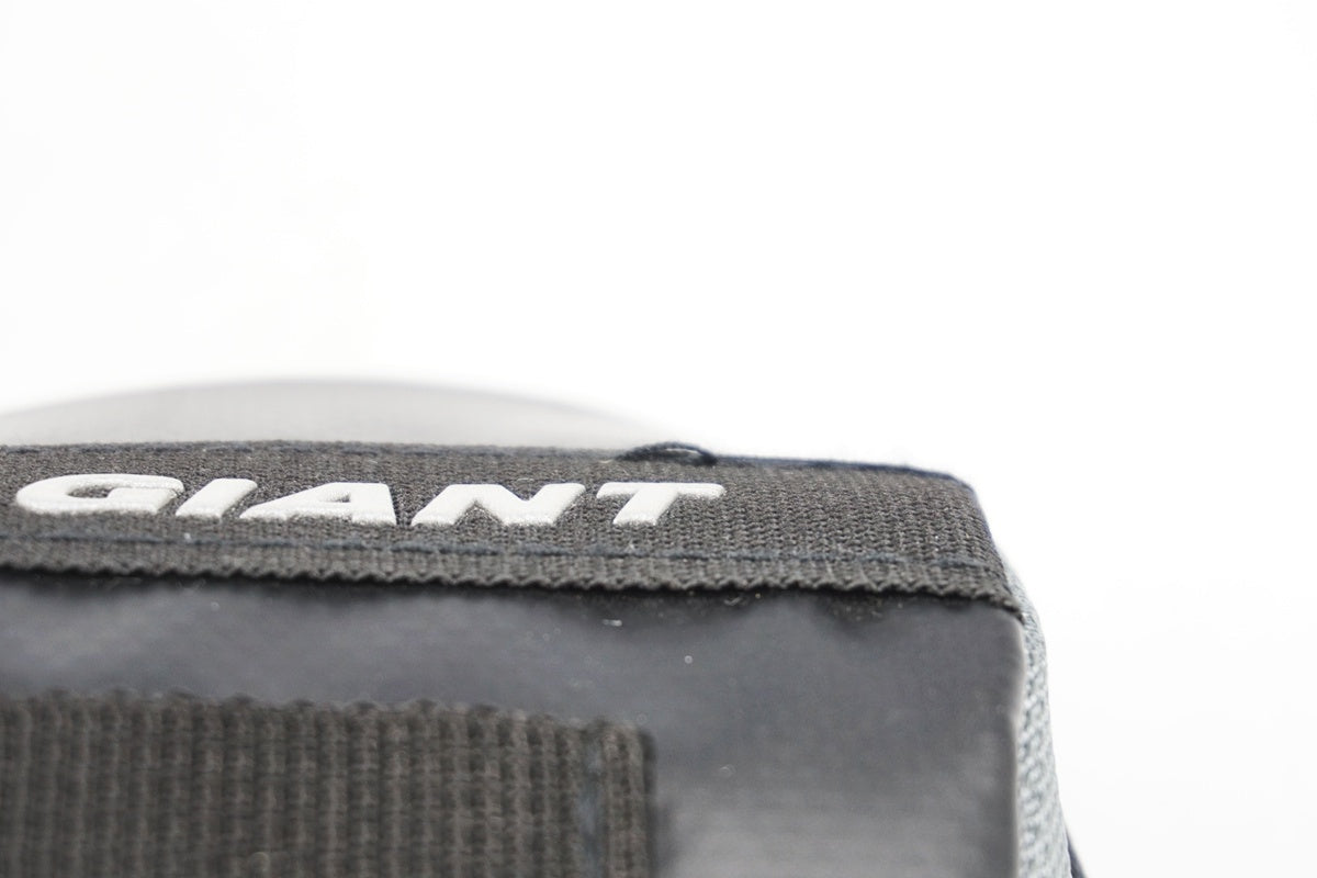 GIANT 「ジャイアント」 サドルバッグ / 奈良店