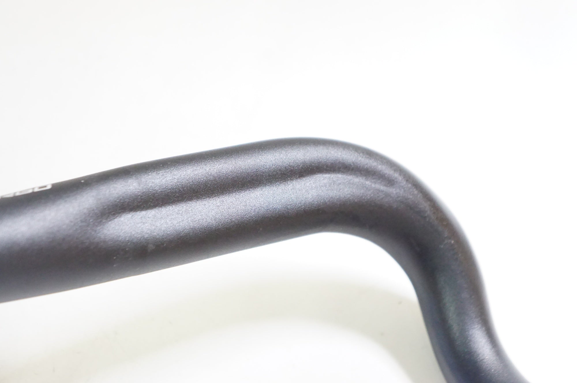 ZIPP 「ジップ」 SERVICE COURSE 80 ERGO 420mm φ31.8 ハンドル / 熊谷本店