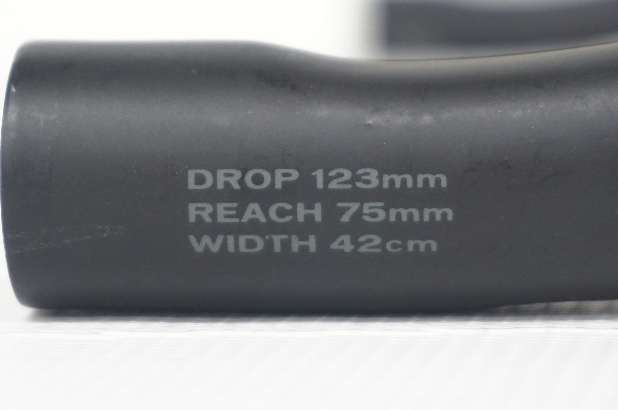 SPECIALIZED 「スペシャライズド」 S-WORKS SHALLOW BEND Φ31.8 420mm カーボン ハンドル / 阪急塚口店